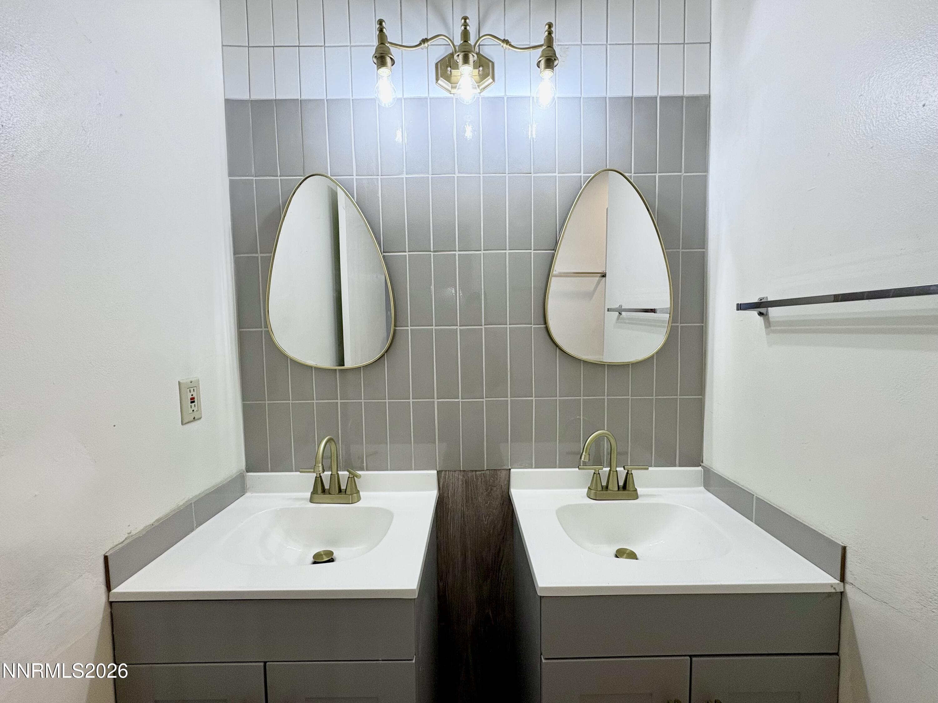 1009 Baywood Drive C Property Photo 28