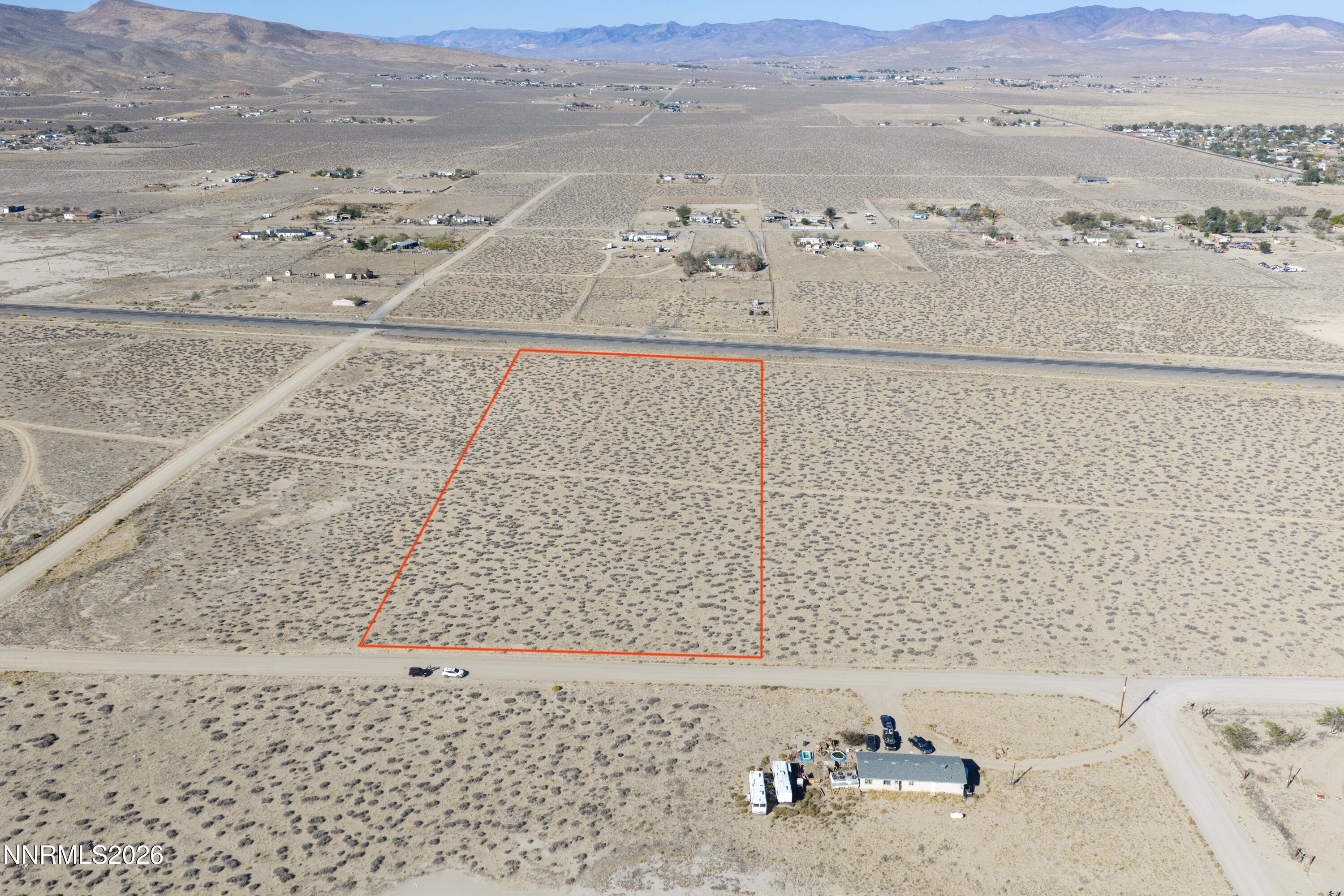 4400 Highway 95a Property Photo 2