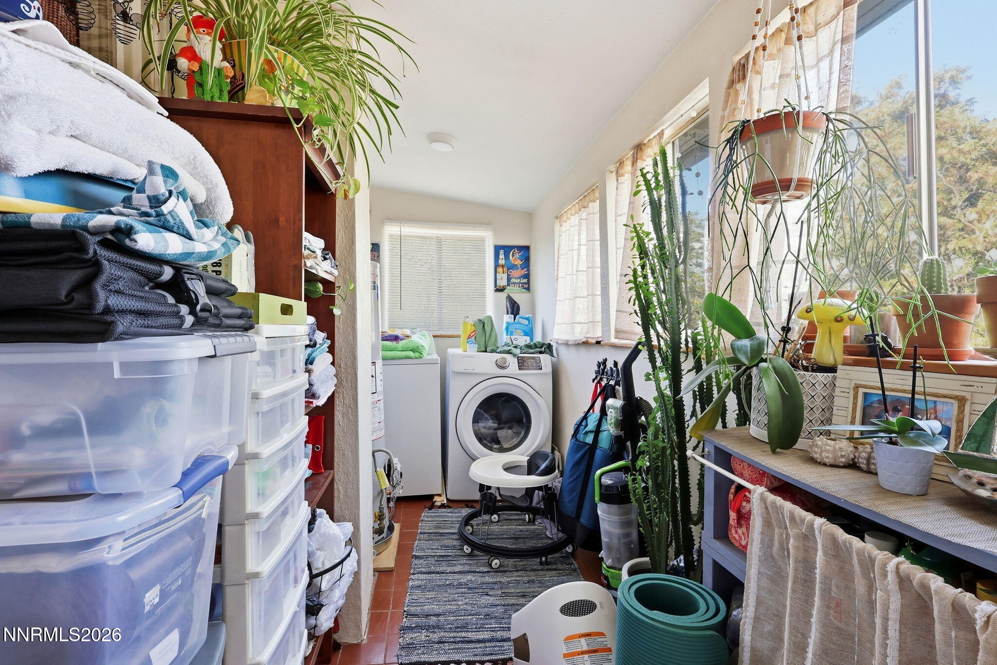 452 Holcomb Avenue Property Photo 8