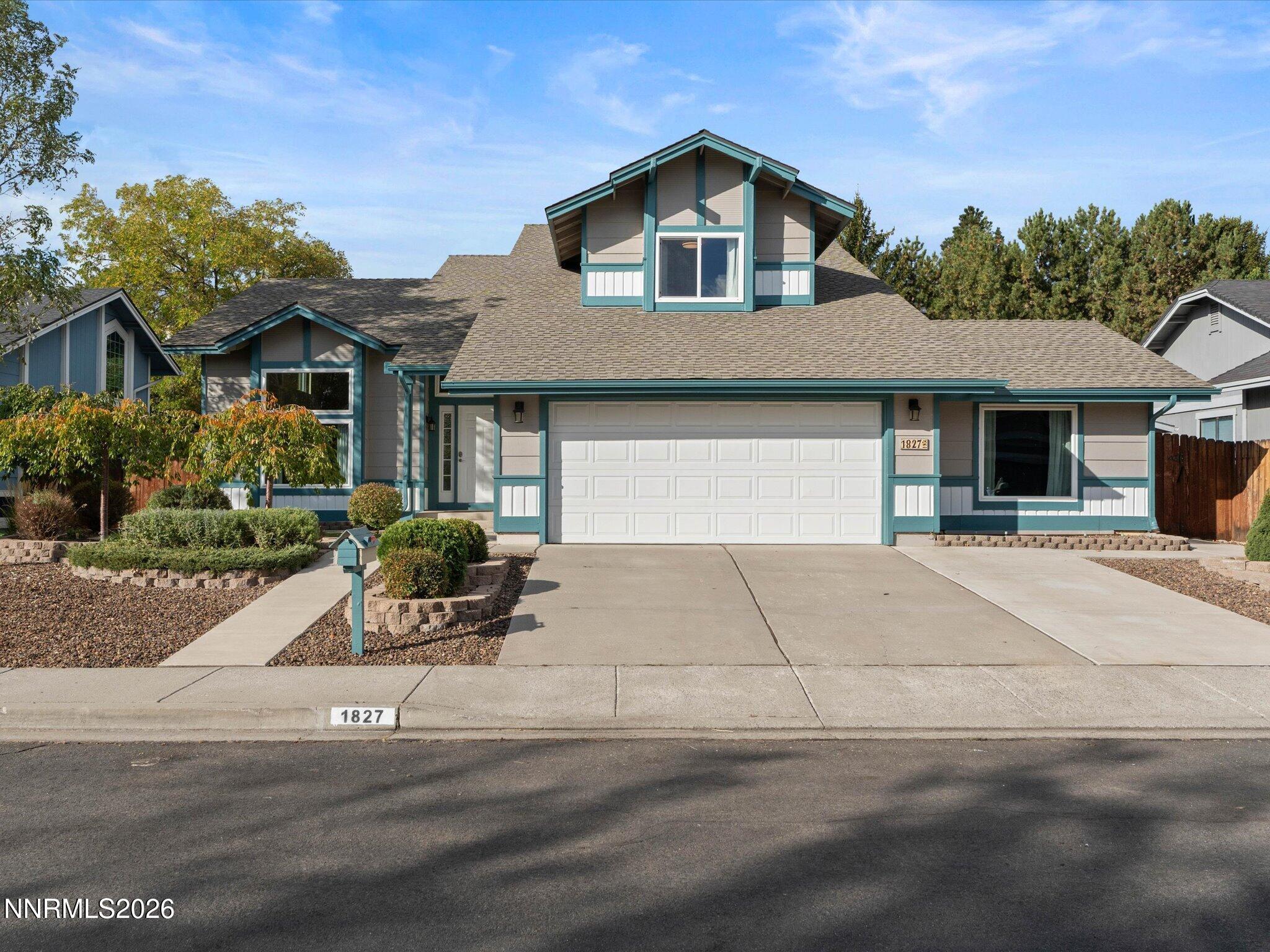 1827 Terrace Heights Lane Property Photo 1