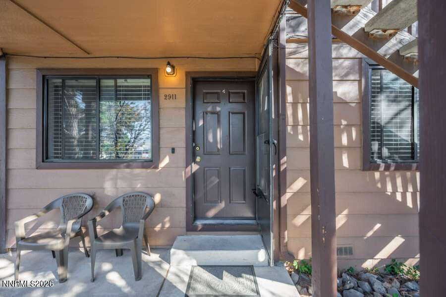 2911 E Tierra Verde Property Photo 1