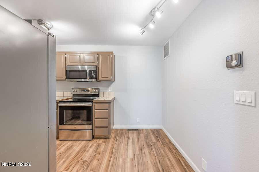 2911 E Tierra Verde Property Photo 8