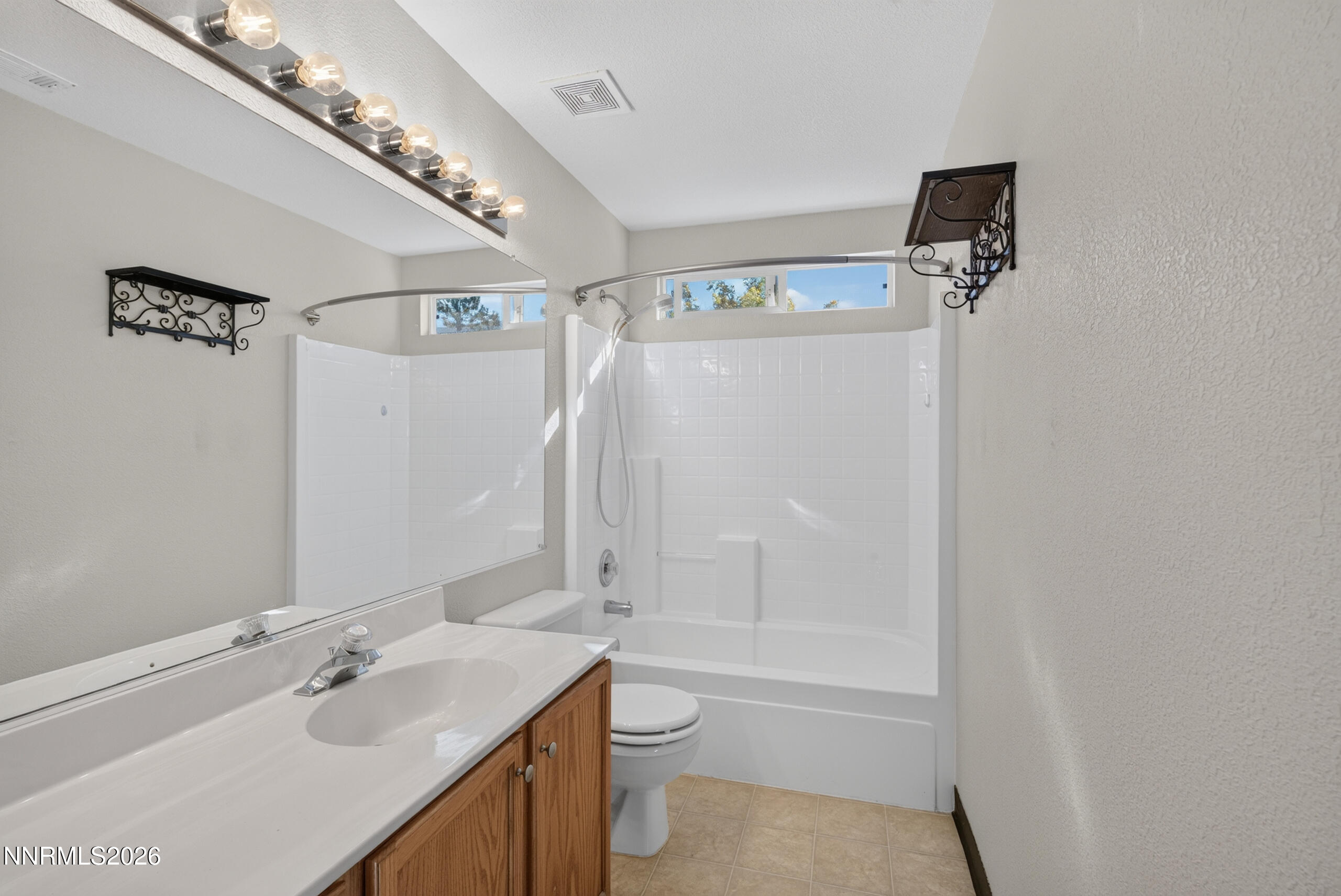 7920 Monterey Shores Drive Property Photo 5