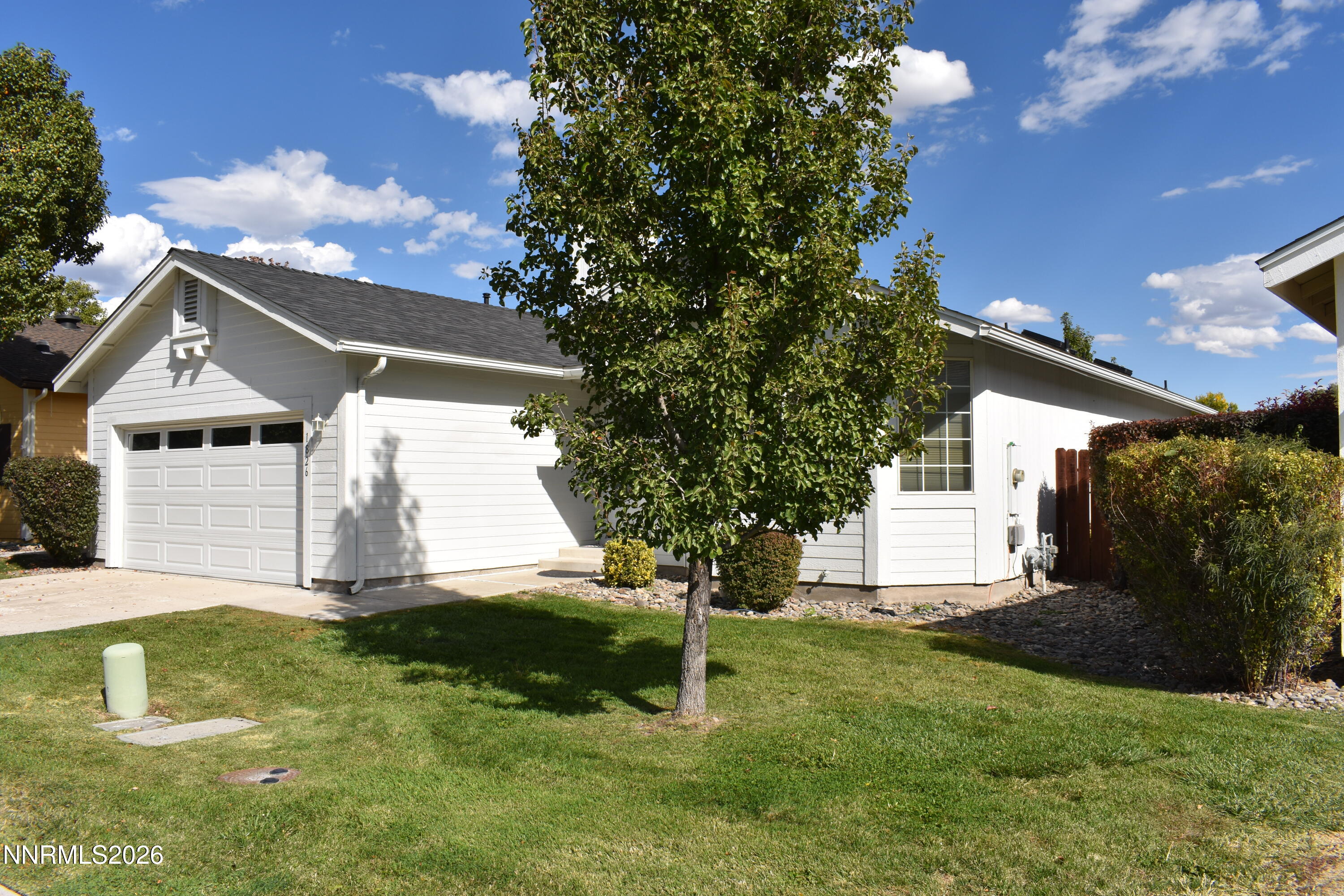 1826 White Pine Way Property Photo 2