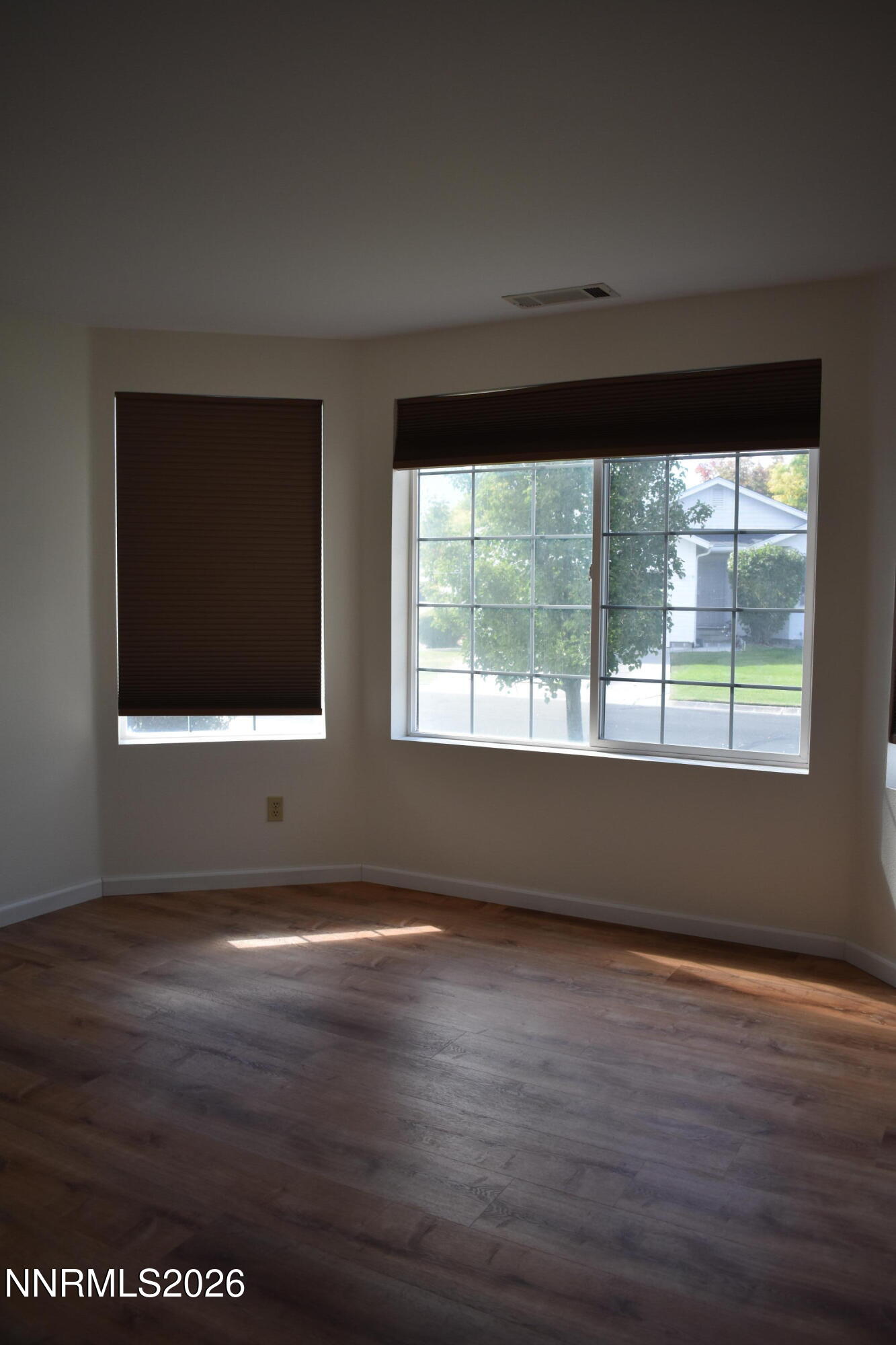 1826 White Pine Way Property Photo 11