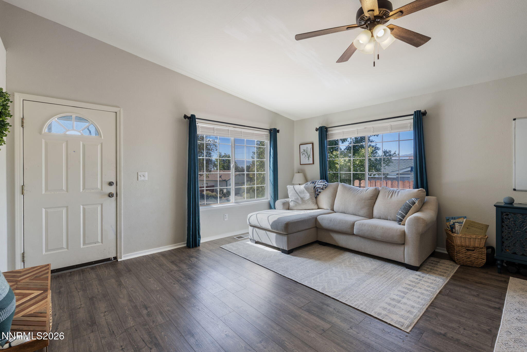 5687 Peach Court Property Photo 2