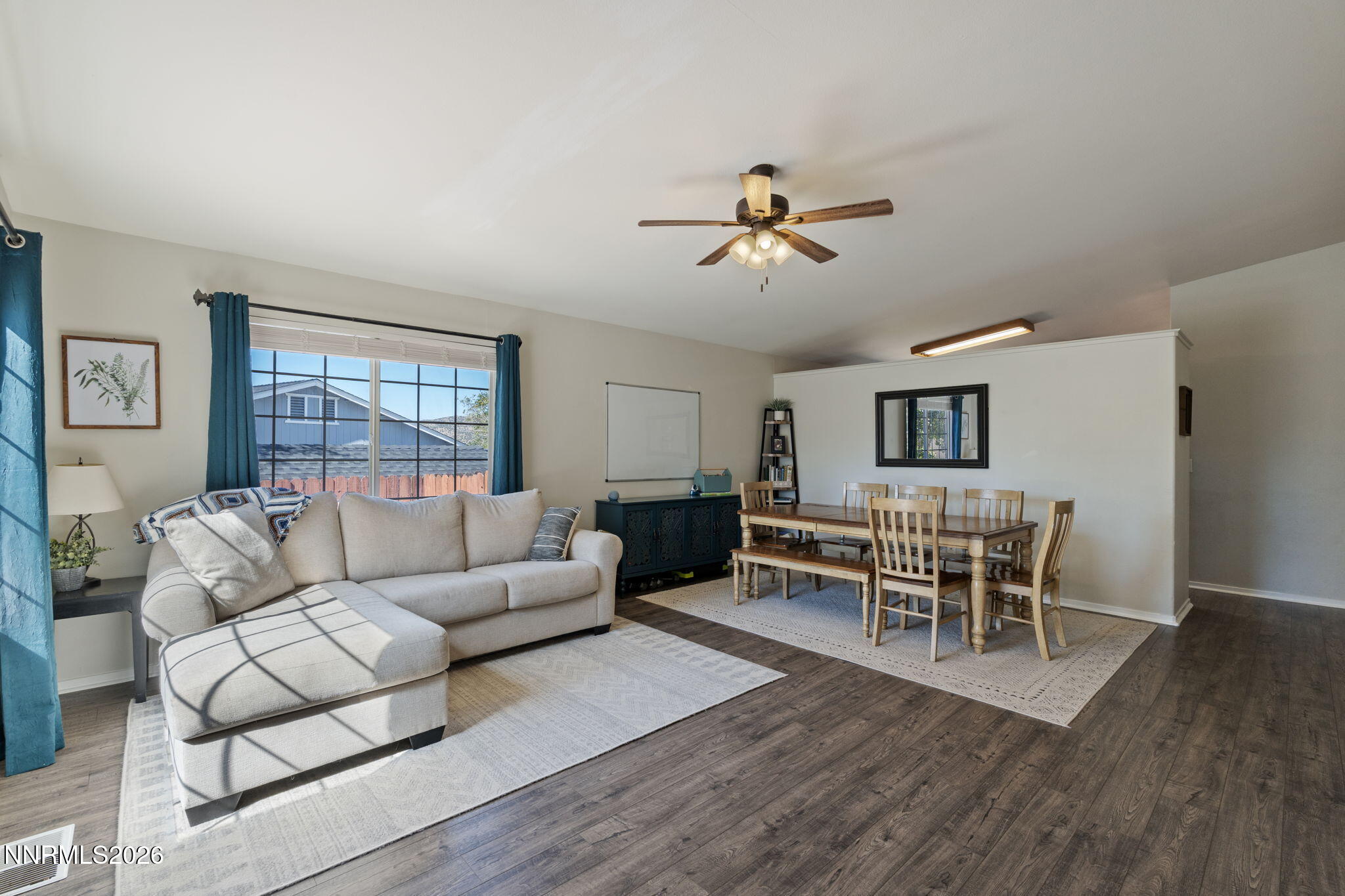 5687 Peach Court Property Photo 3