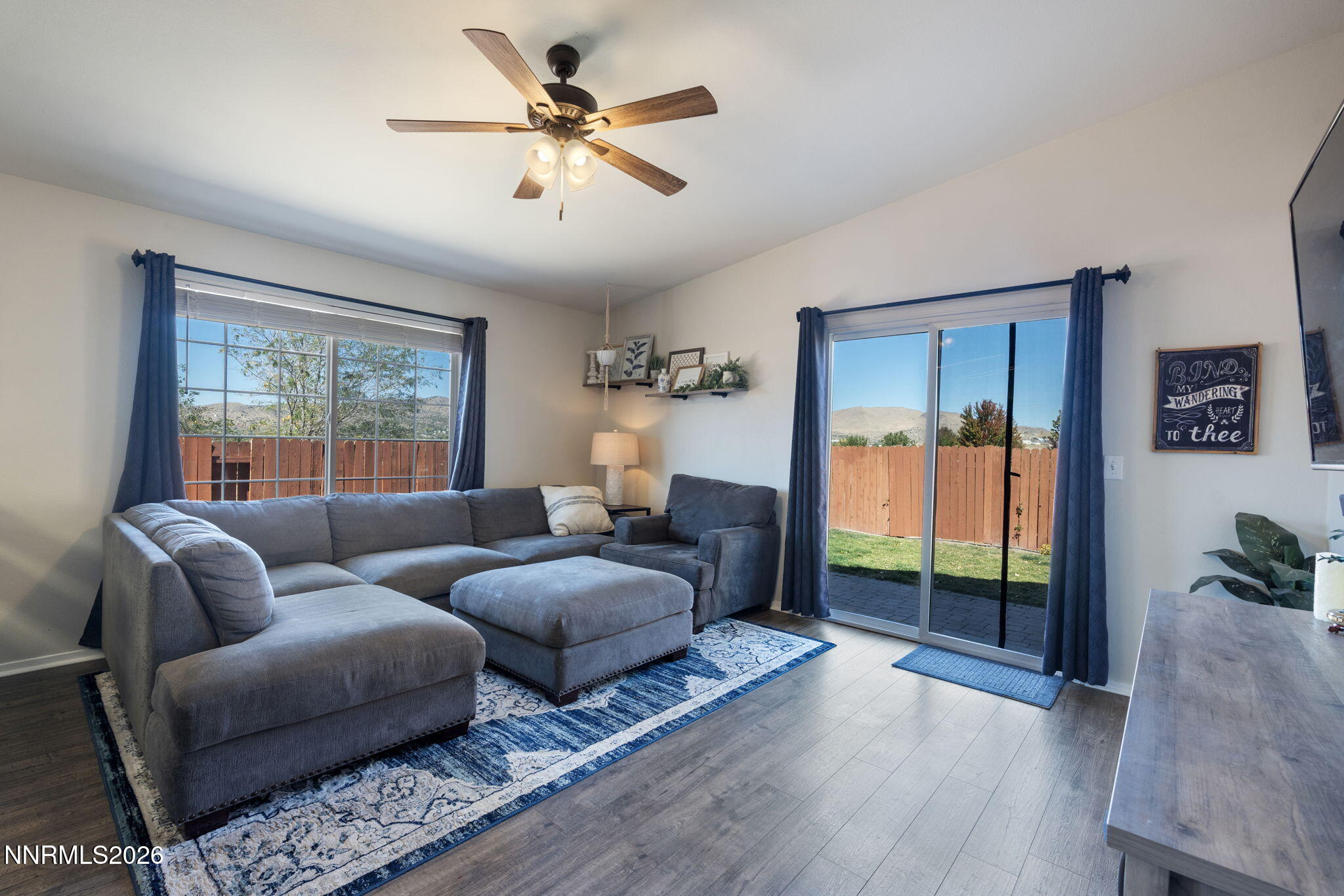 5687 Peach Court Property Photo 7