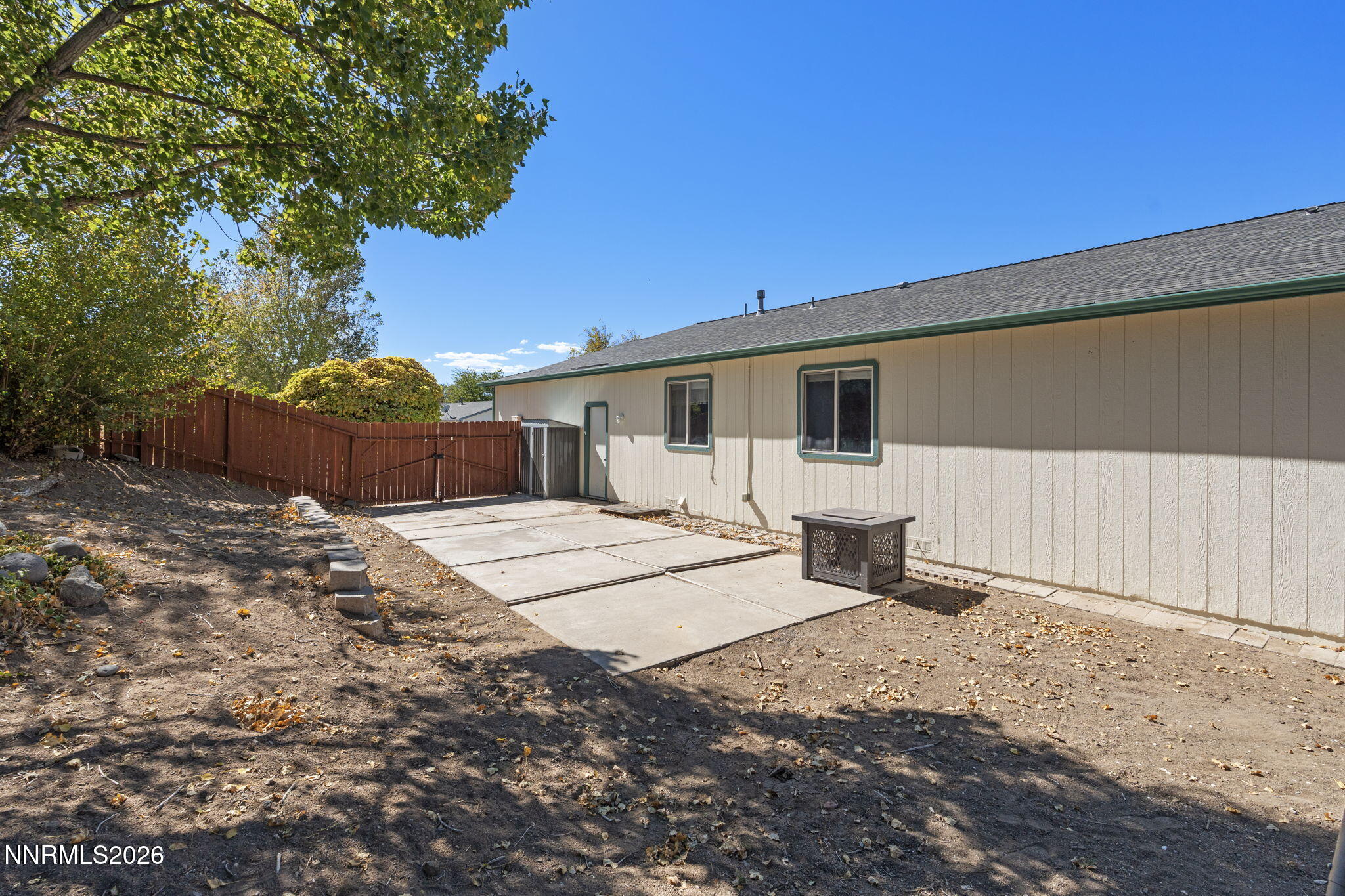 5687 Peach Court Property Photo 10