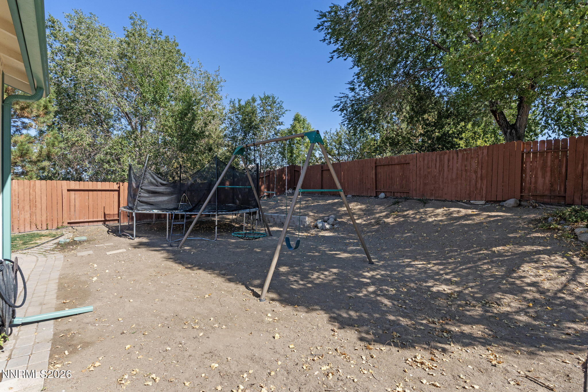 5687 Peach Court Property Photo 11