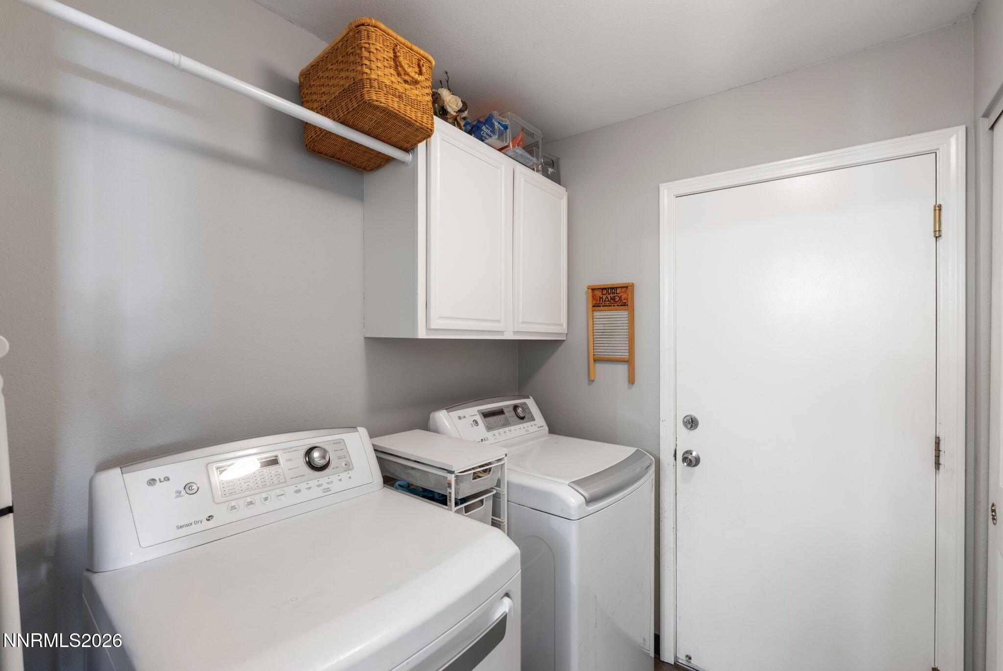 5687 Peach Court Property Photo 21