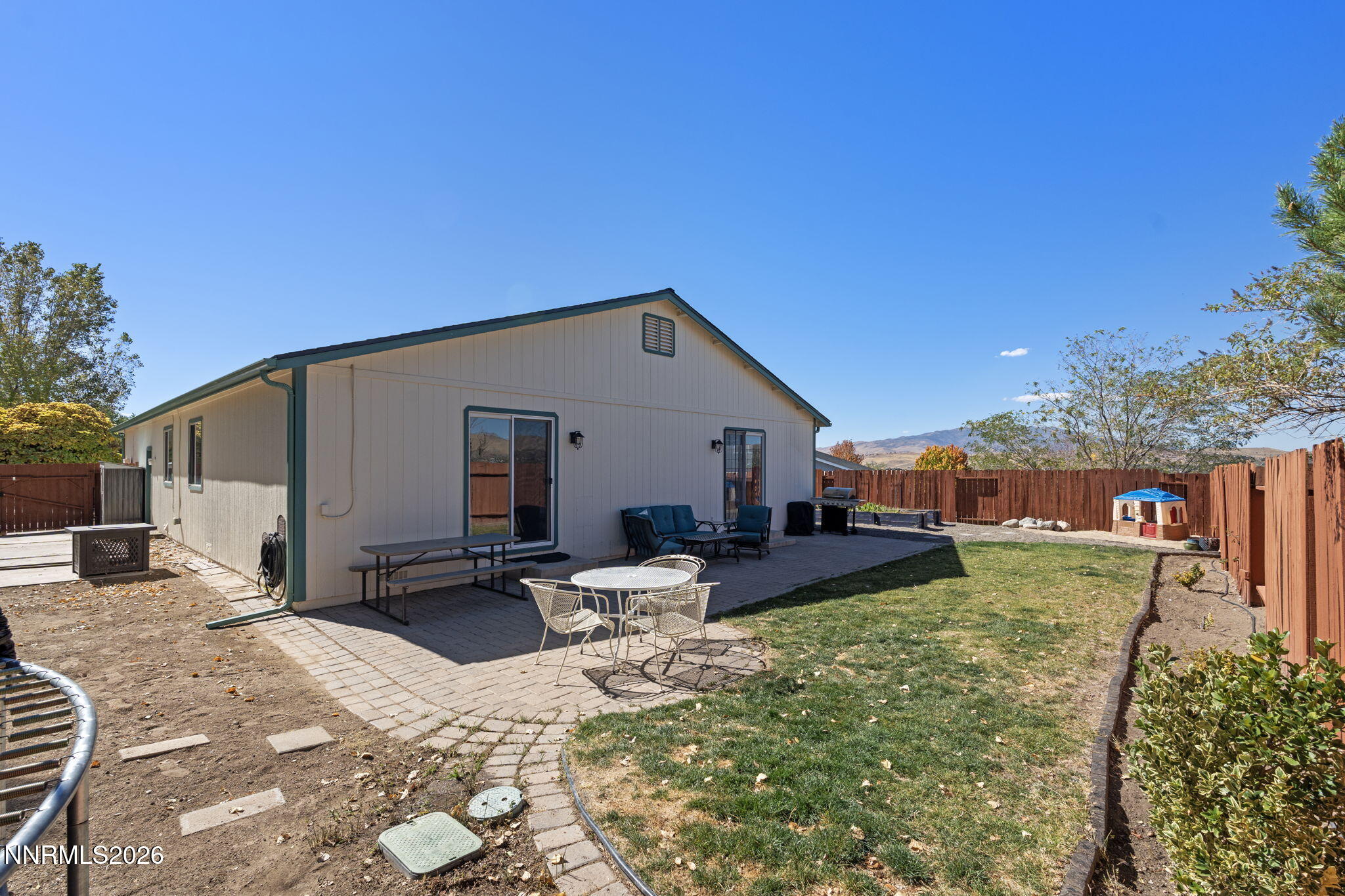 5687 Peach Court Property Photo 23