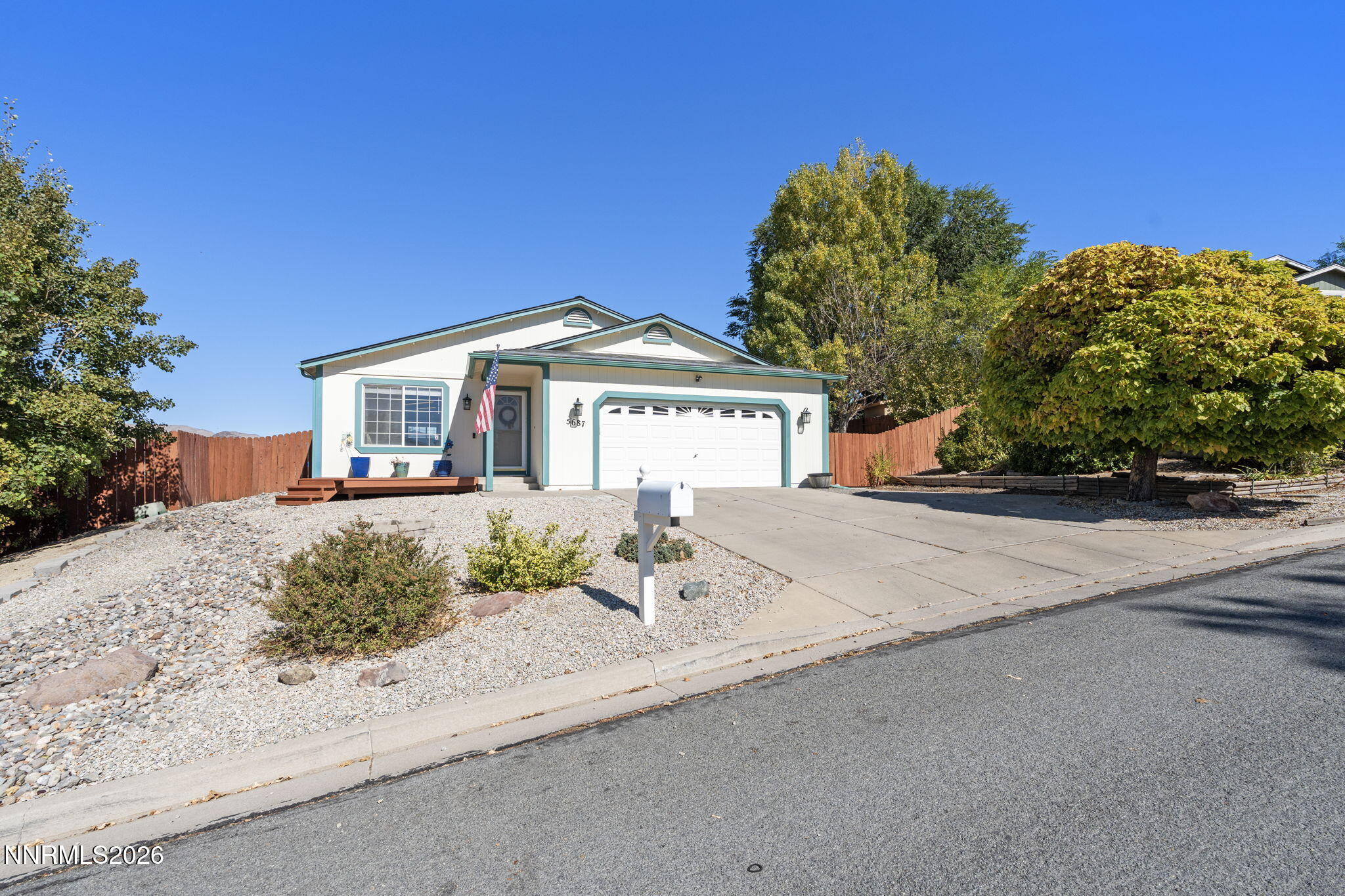 5687 Peach Court Property Photo 32