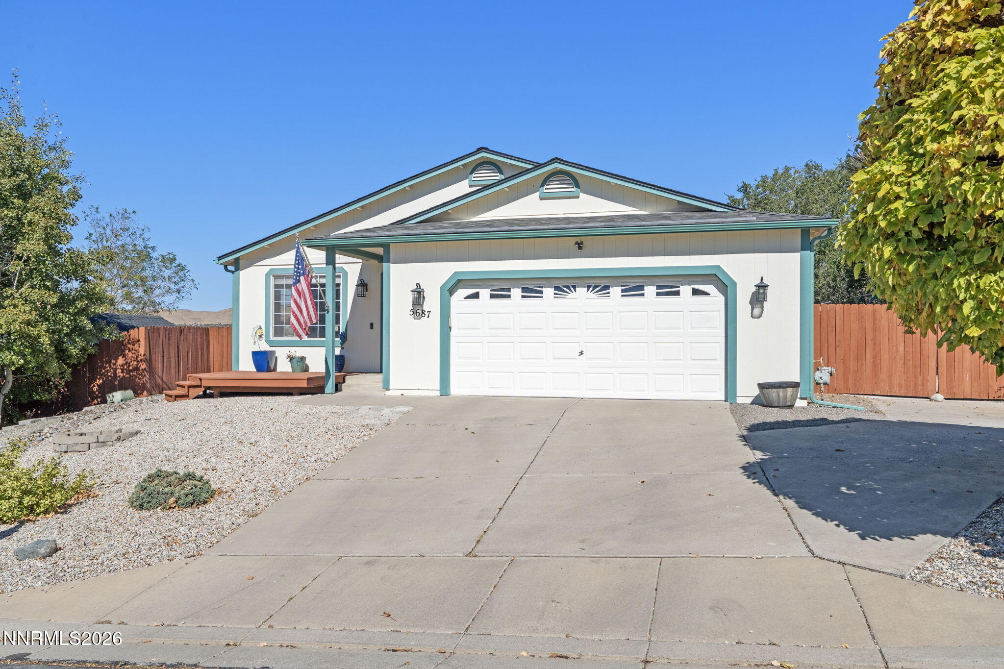 5687 Peach Court Property Photo 38