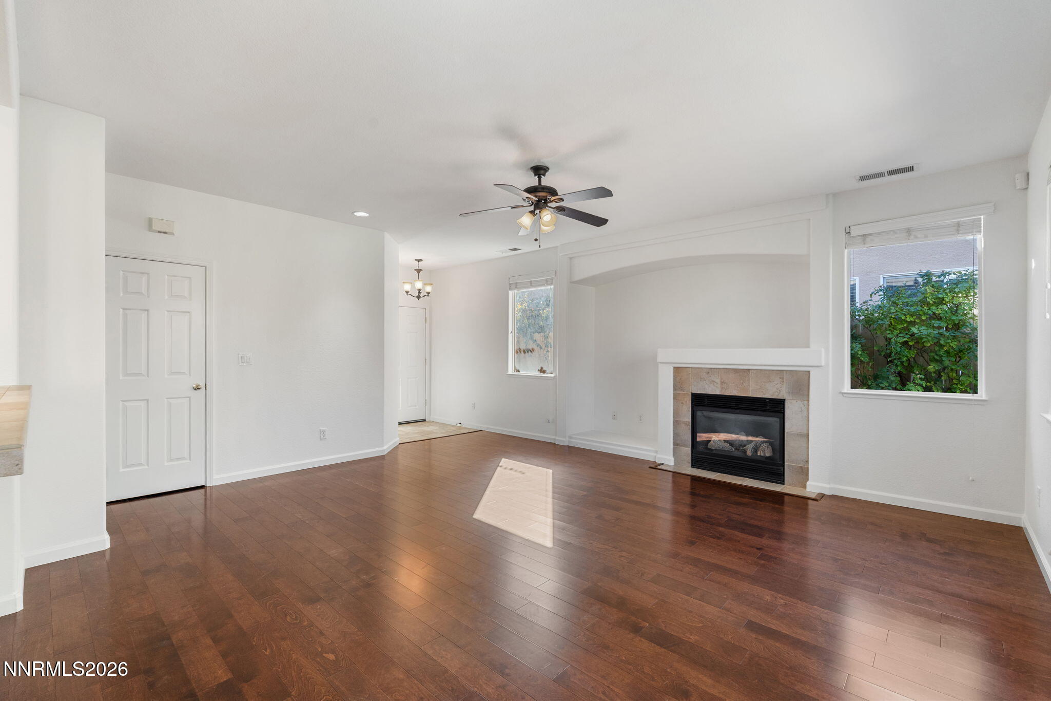 10295 Lucente Way Property Photo 9