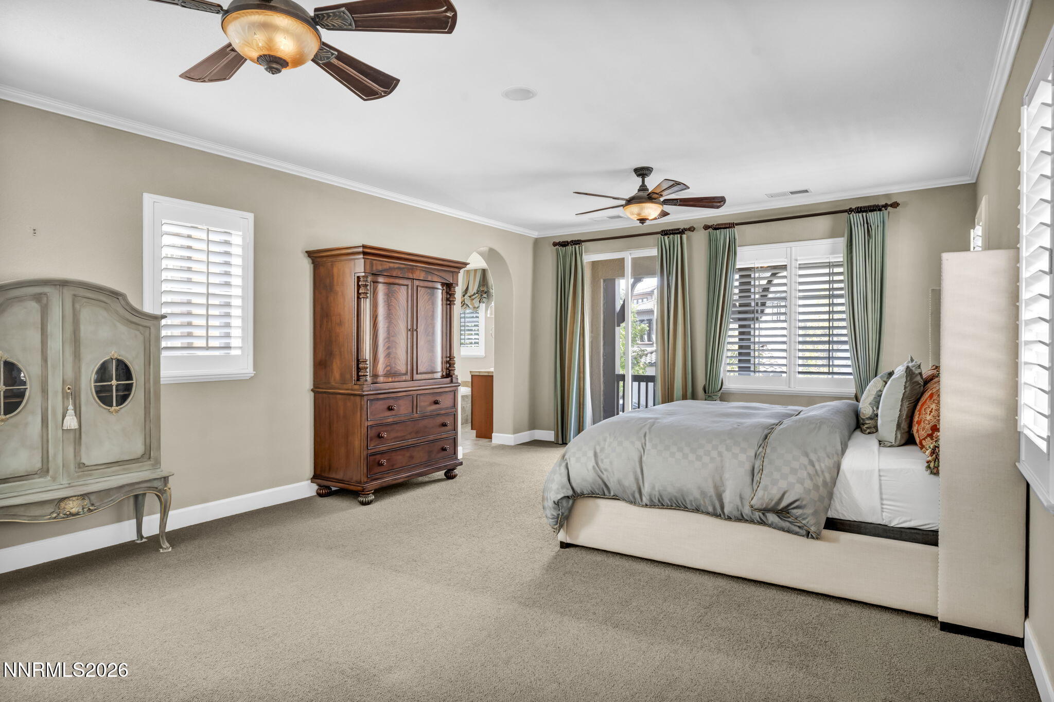 10795 Serratina Drive Property Photo 27