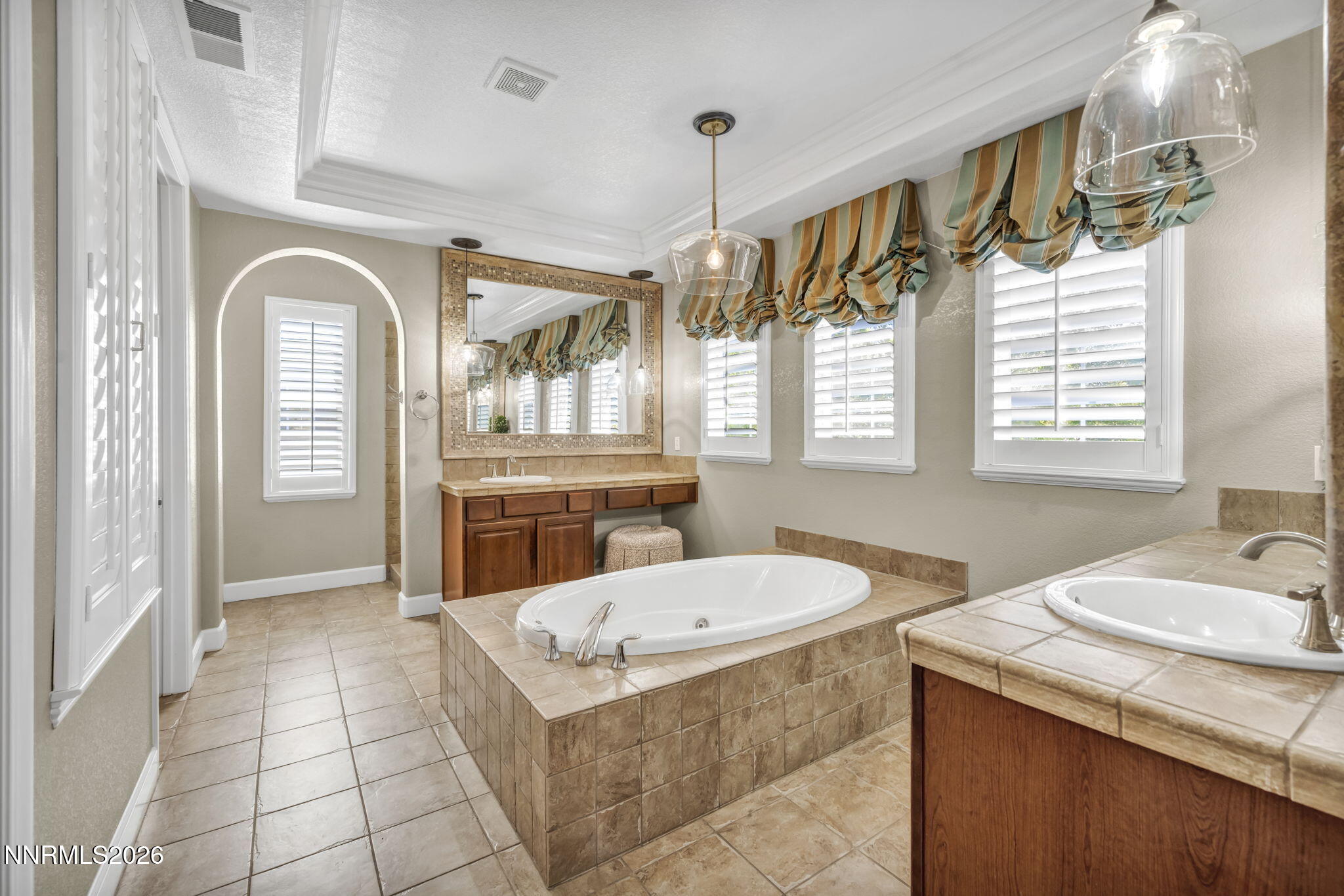 10795 Serratina Drive Property Photo 29