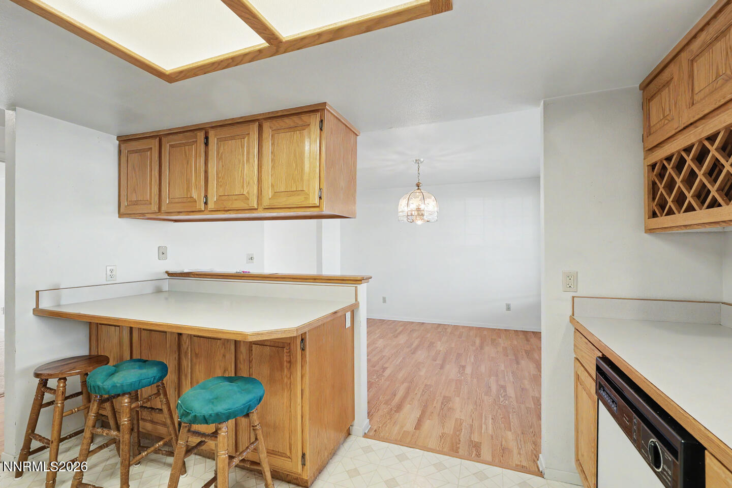 481 Meadow Glen Drive Property Photo 8
