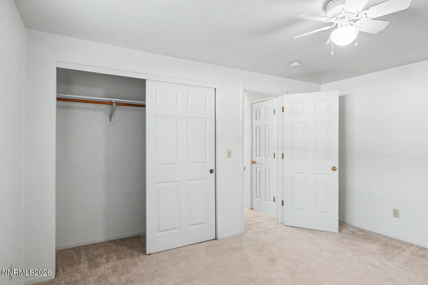 481 Meadow Glen Drive Property Photo 11