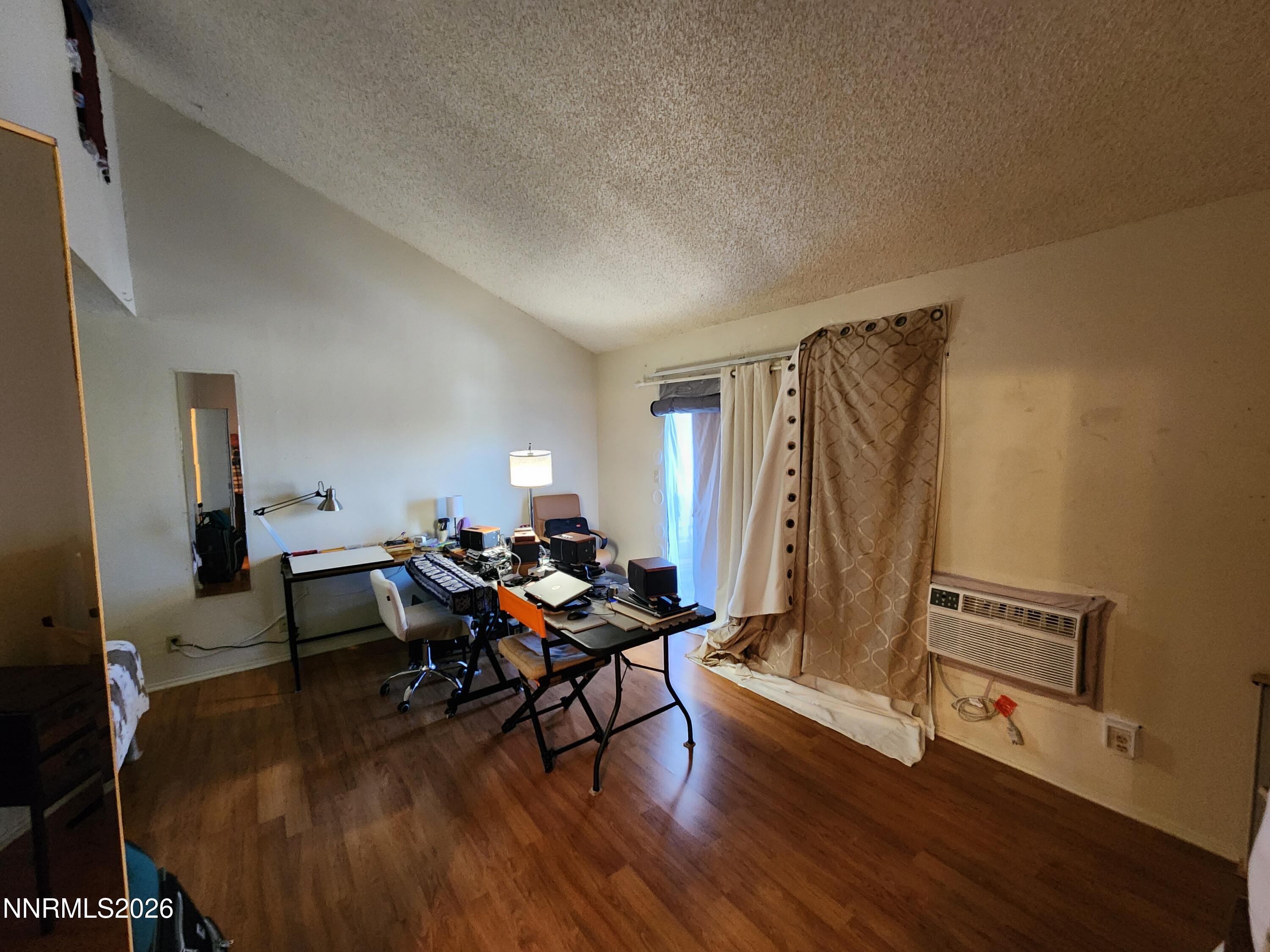2450 Lymbery Street Property Photo 1