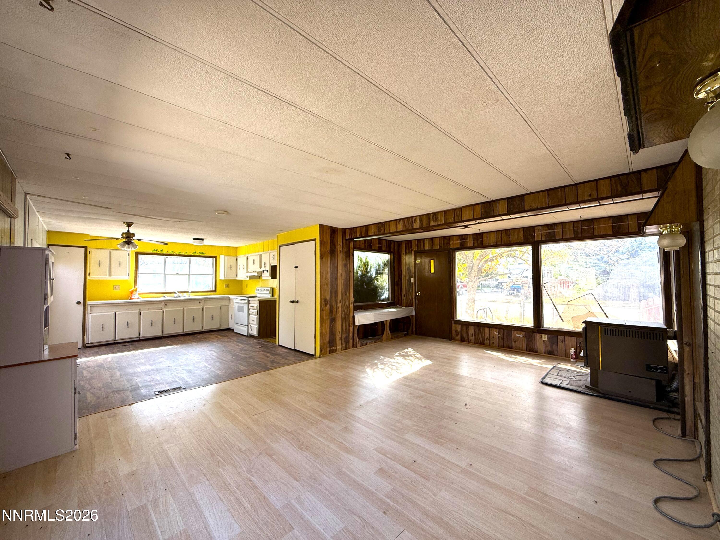 211 Middlegate Drive Property Photo 3