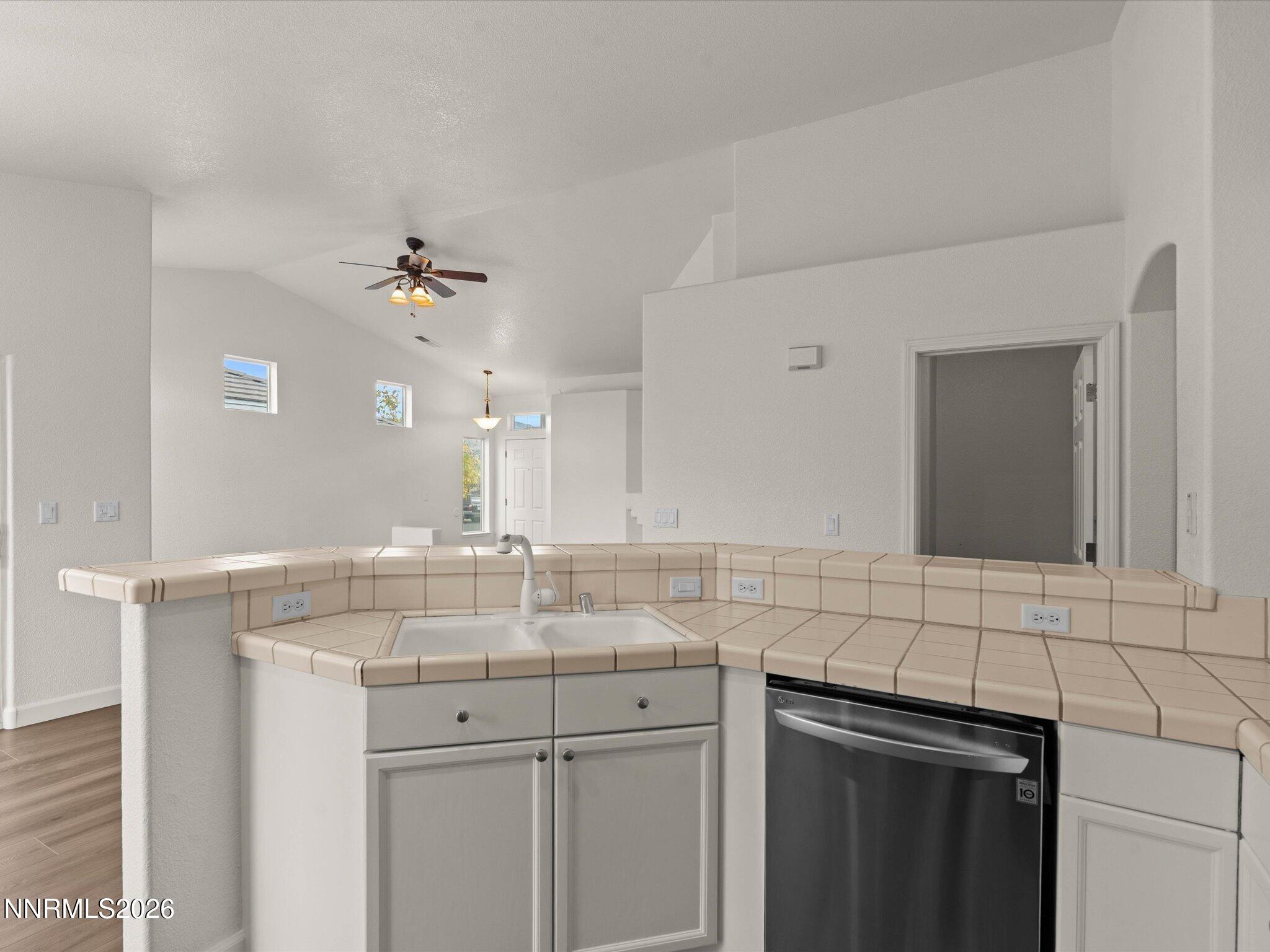 1865 San Lorenzo Drive Property Photo 13