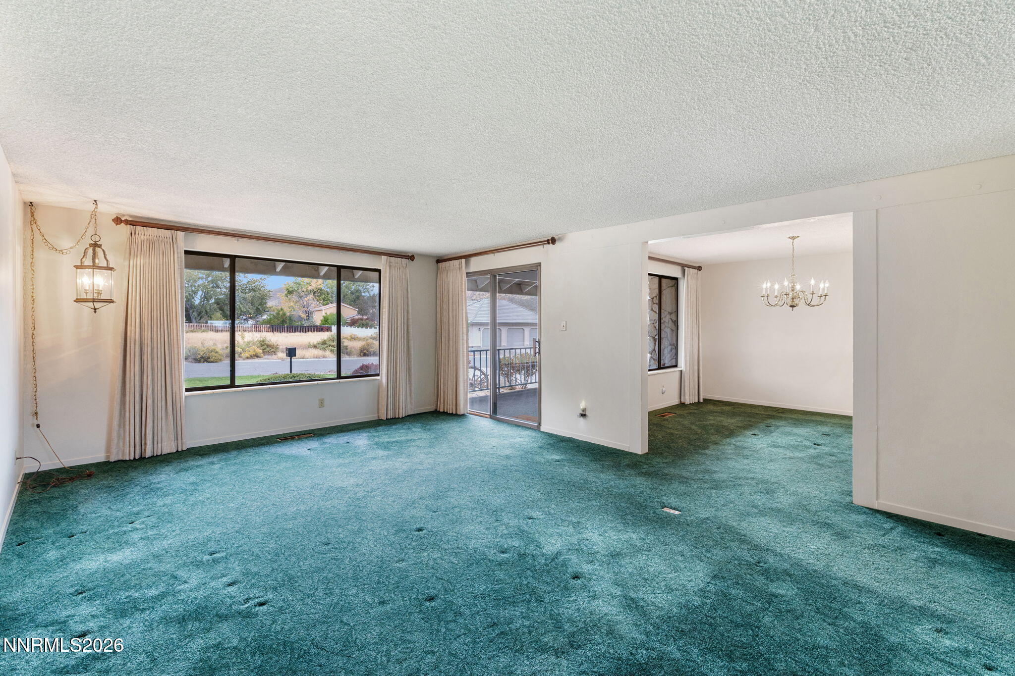 4045 Inverness Drive Property Photo 7