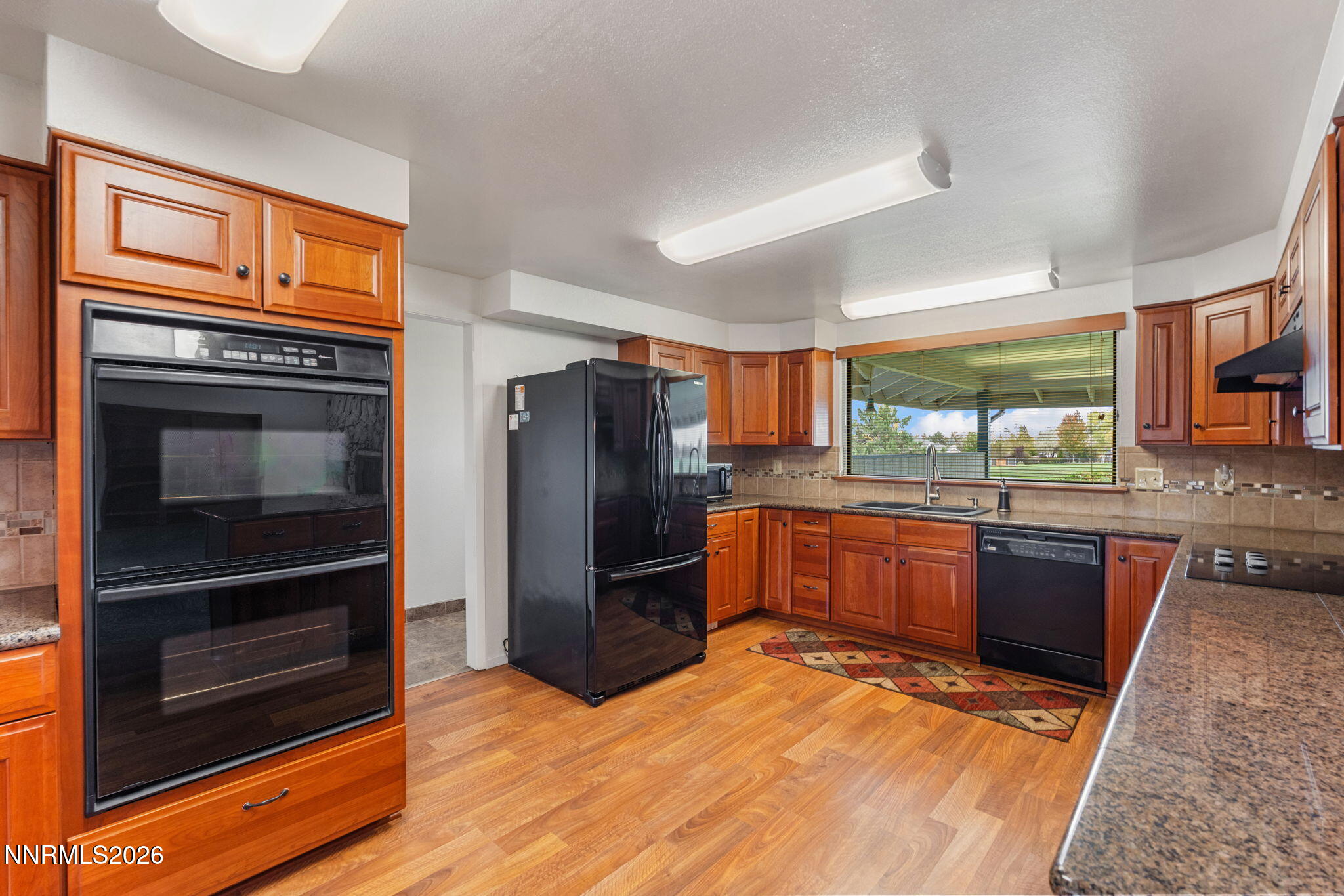 4045 Inverness Drive Property Photo 12