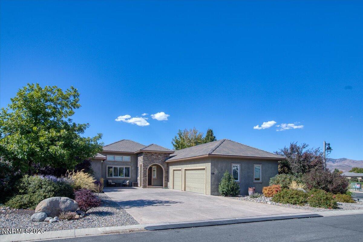 401 Kingsbarn Court Property Photo 1