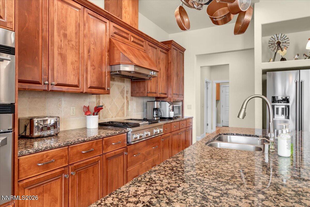 401 Kingsbarn Court Property Photo 22
