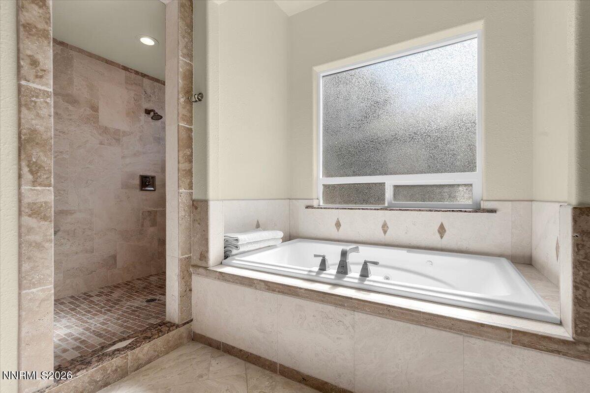 401 Kingsbarn Court Property Photo 38