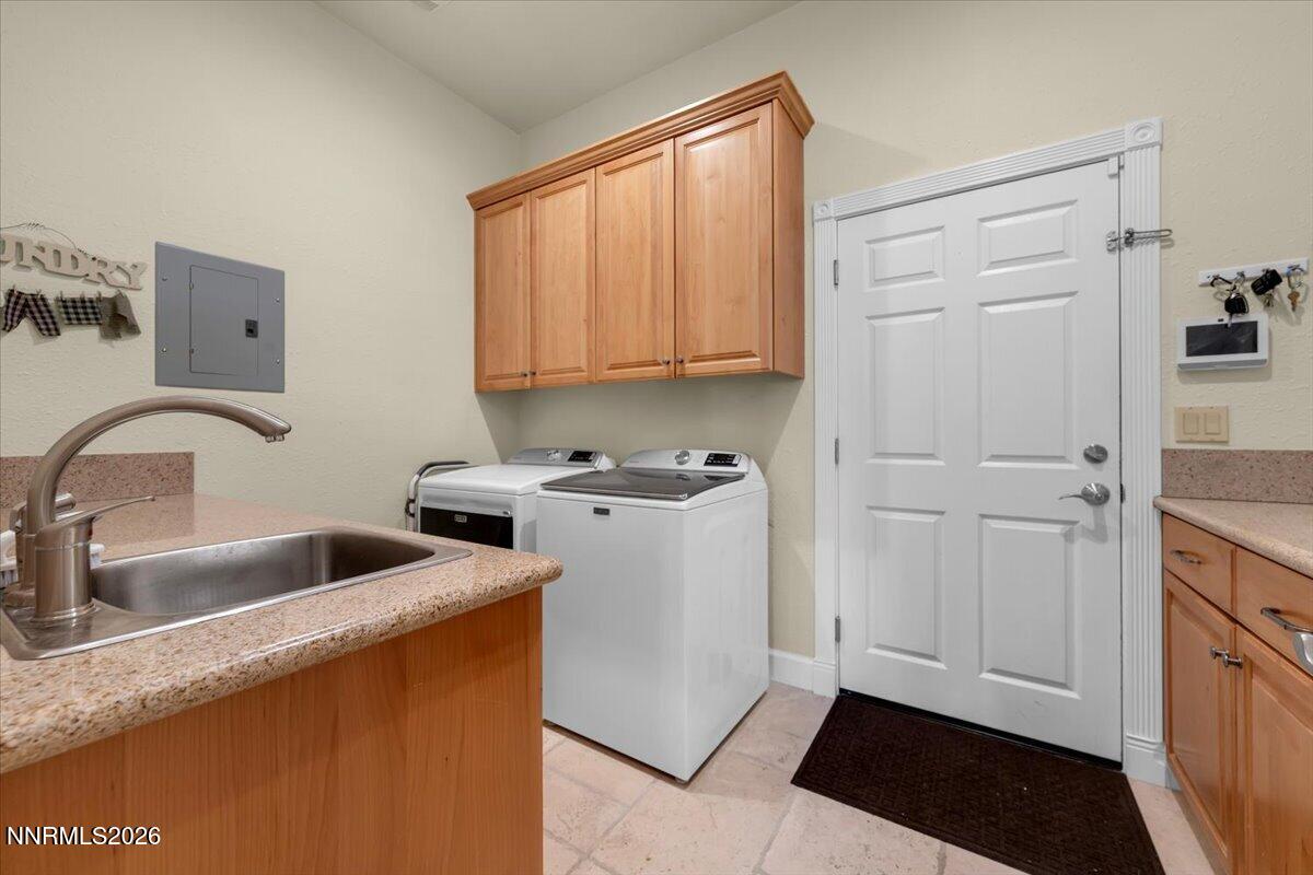 401 Kingsbarn Court Property Photo 53