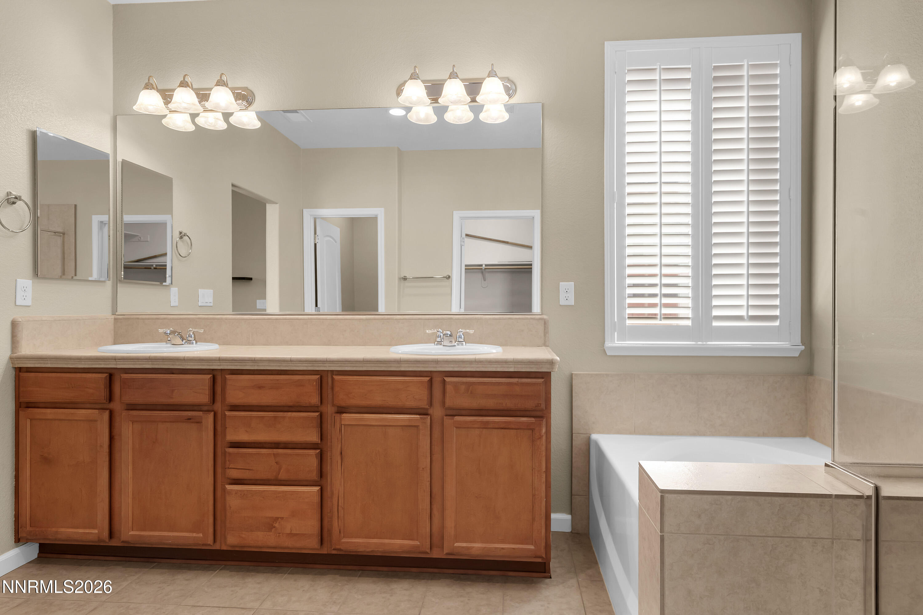 3704 Ancestor Circle Property Photo 20