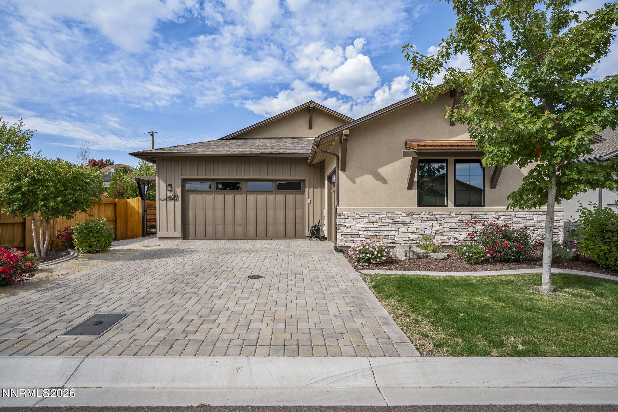 9629 Lane Garrett Drive Property Photo 1