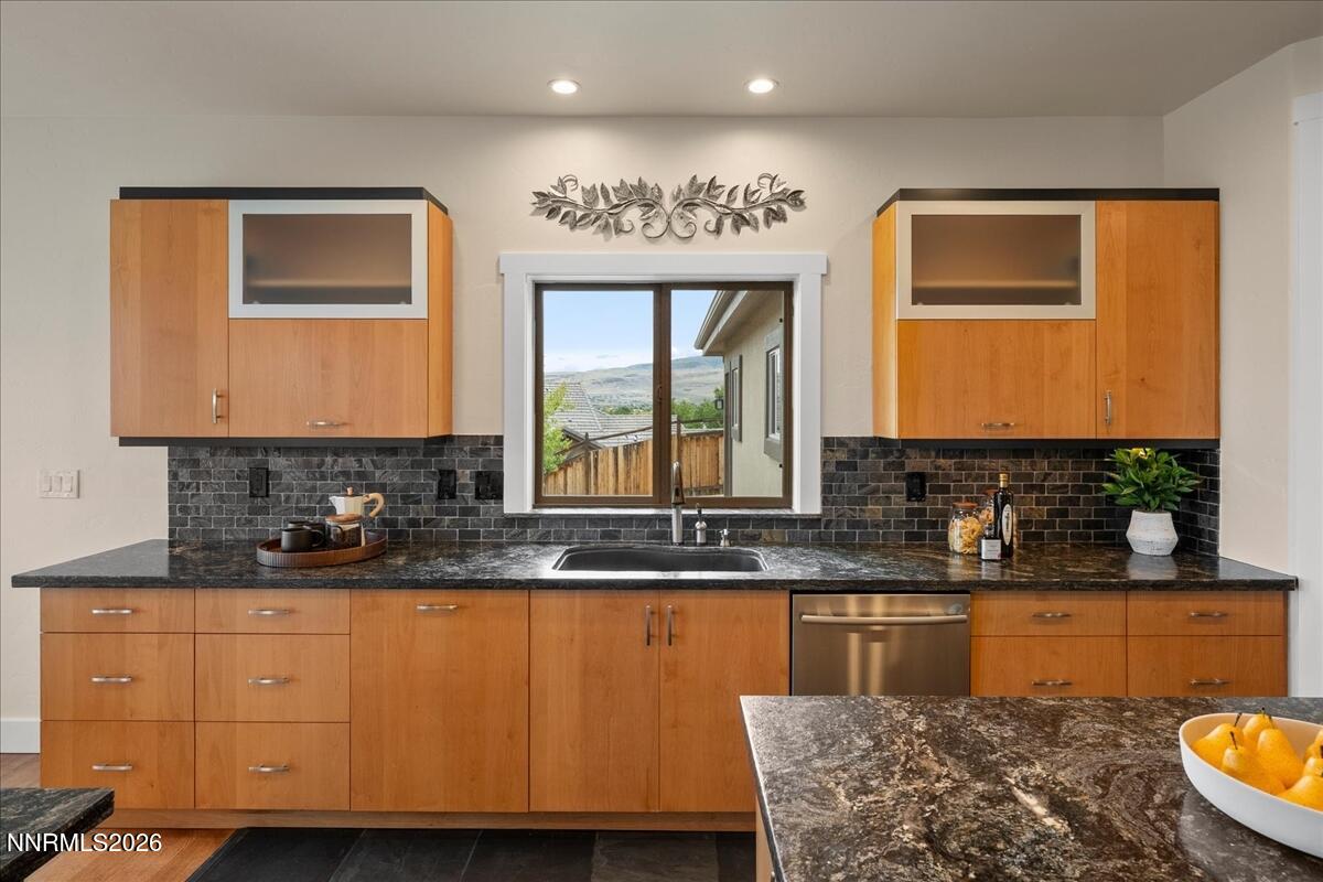 2480 Singing Hills Drive Property Photo 12