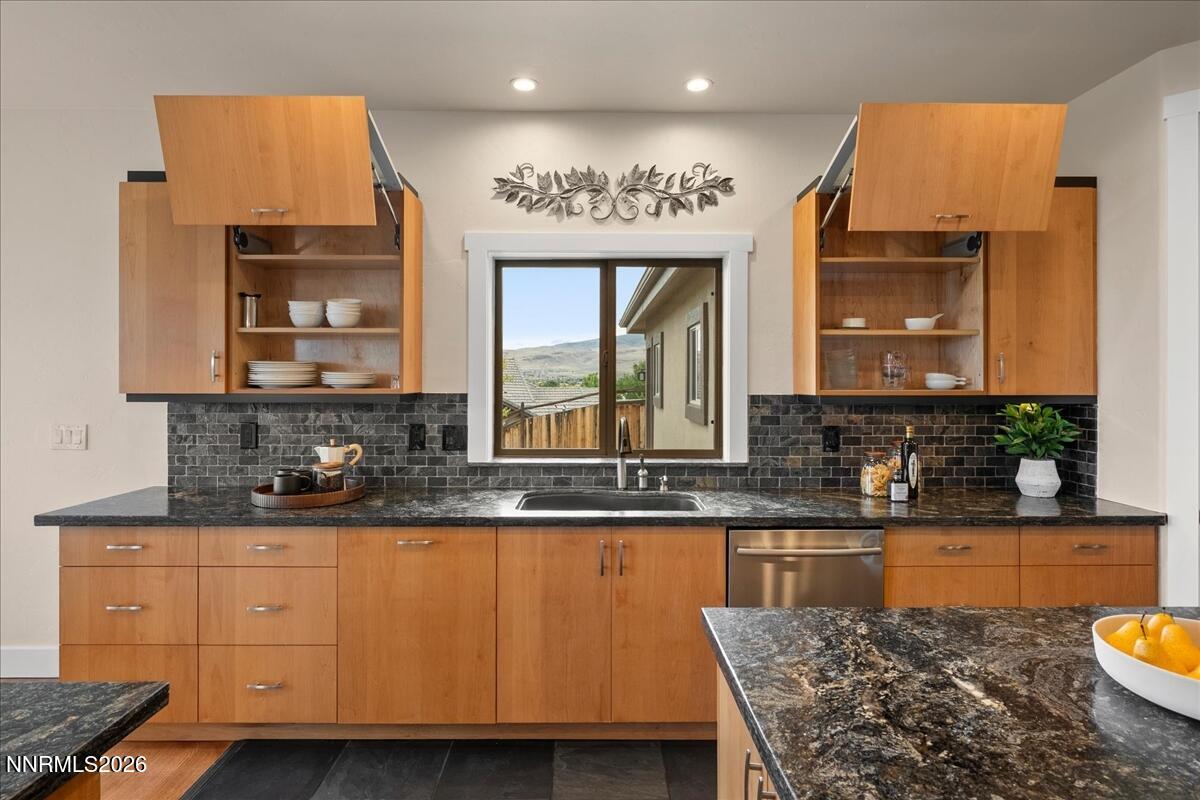 2480 Singing Hills Drive Property Photo 13