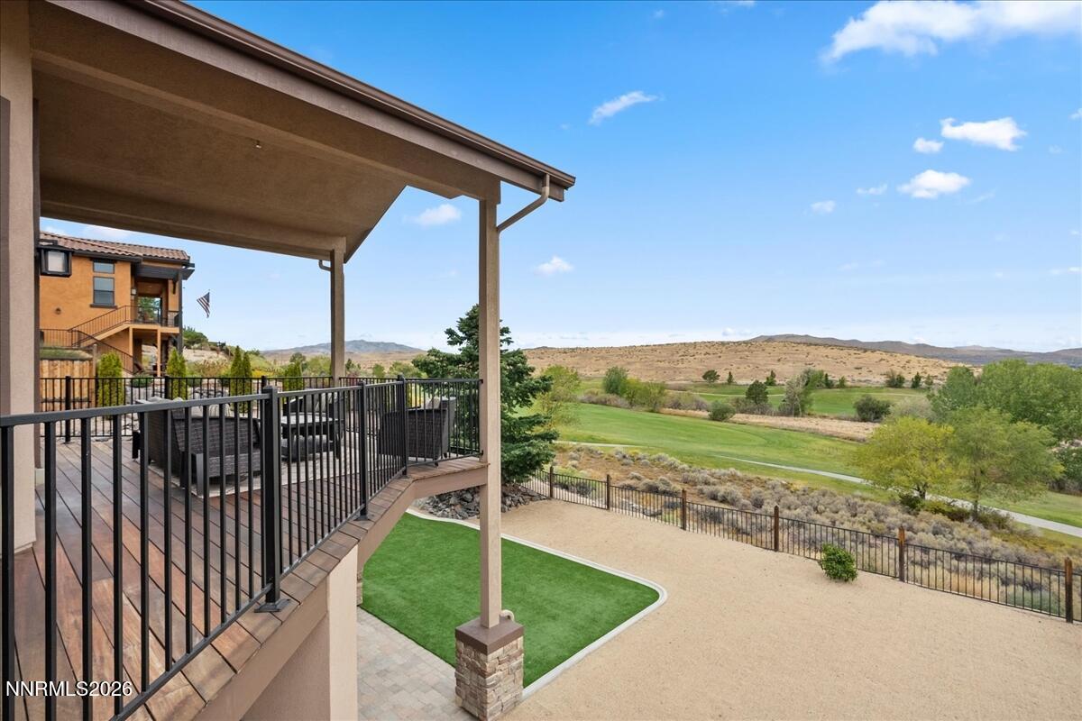 2480 Singing Hills Drive Property Photo 16