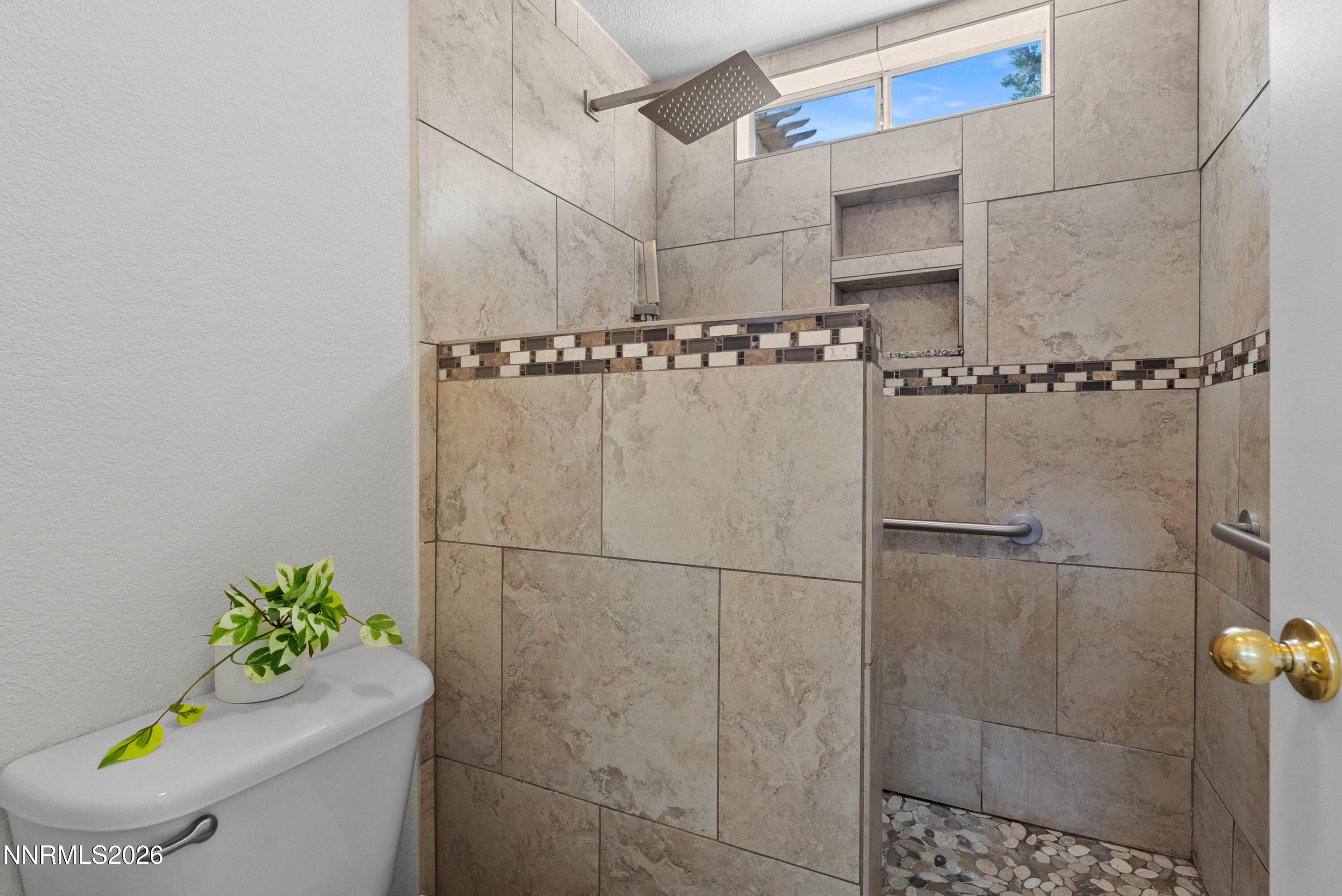 6830 Sonterra Lane Property Photo 10