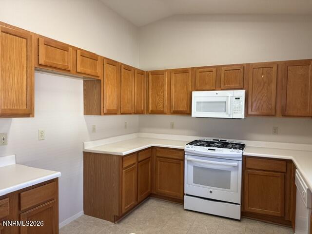 1178 White Oak Loop Property Photo 7