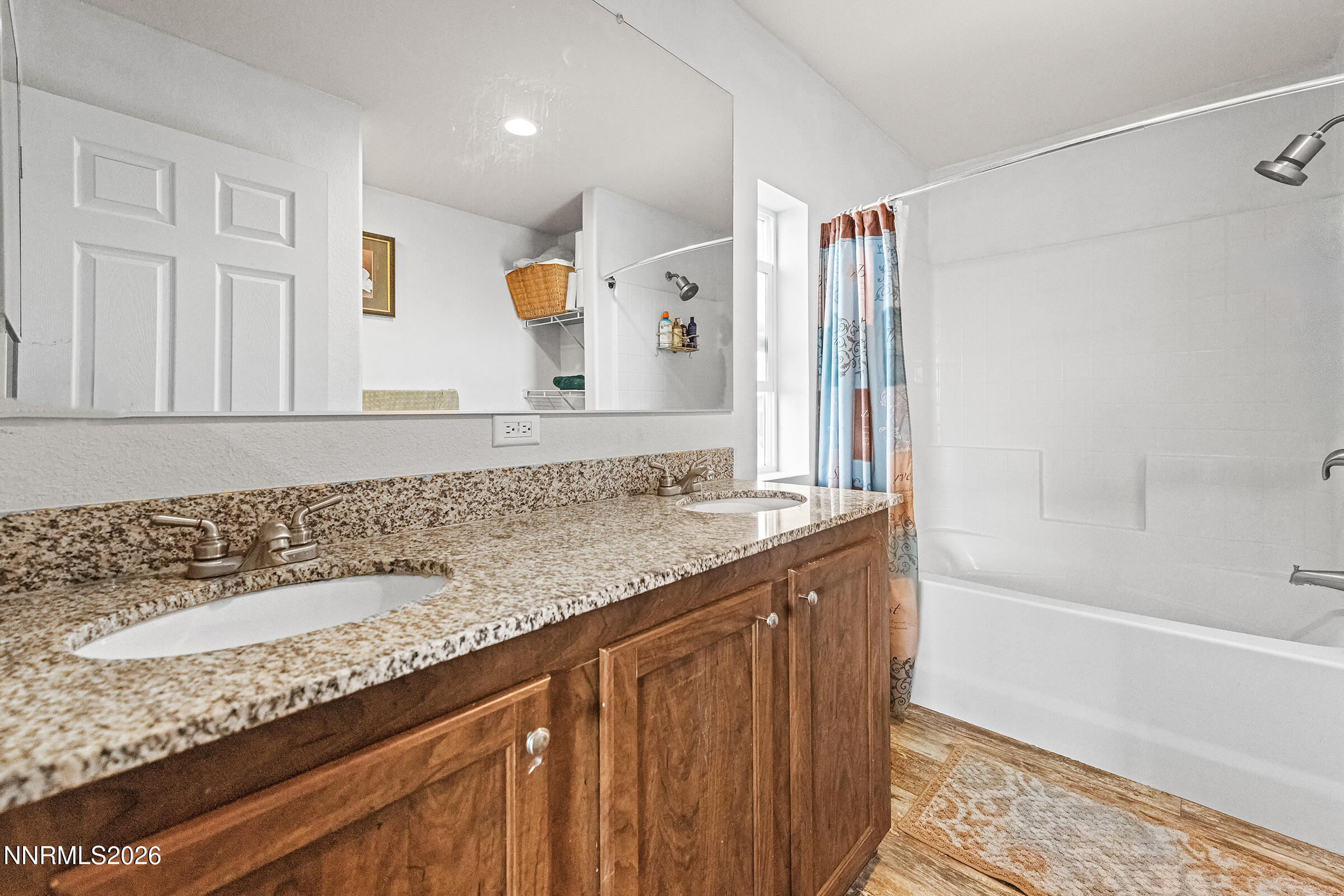 18 Scarsdale Drive Property Photo 16