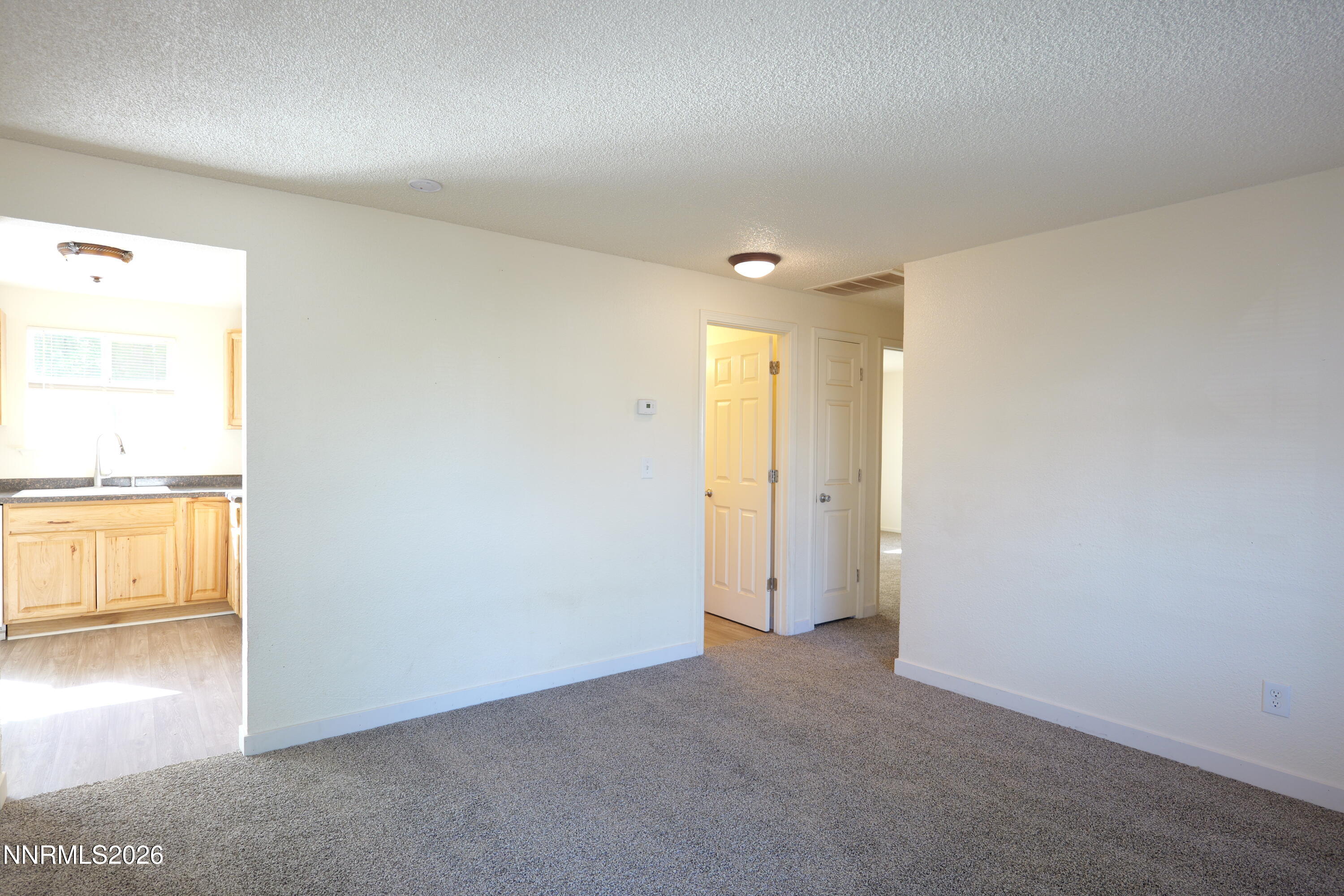 12095 Kernite Street Property Photo 6