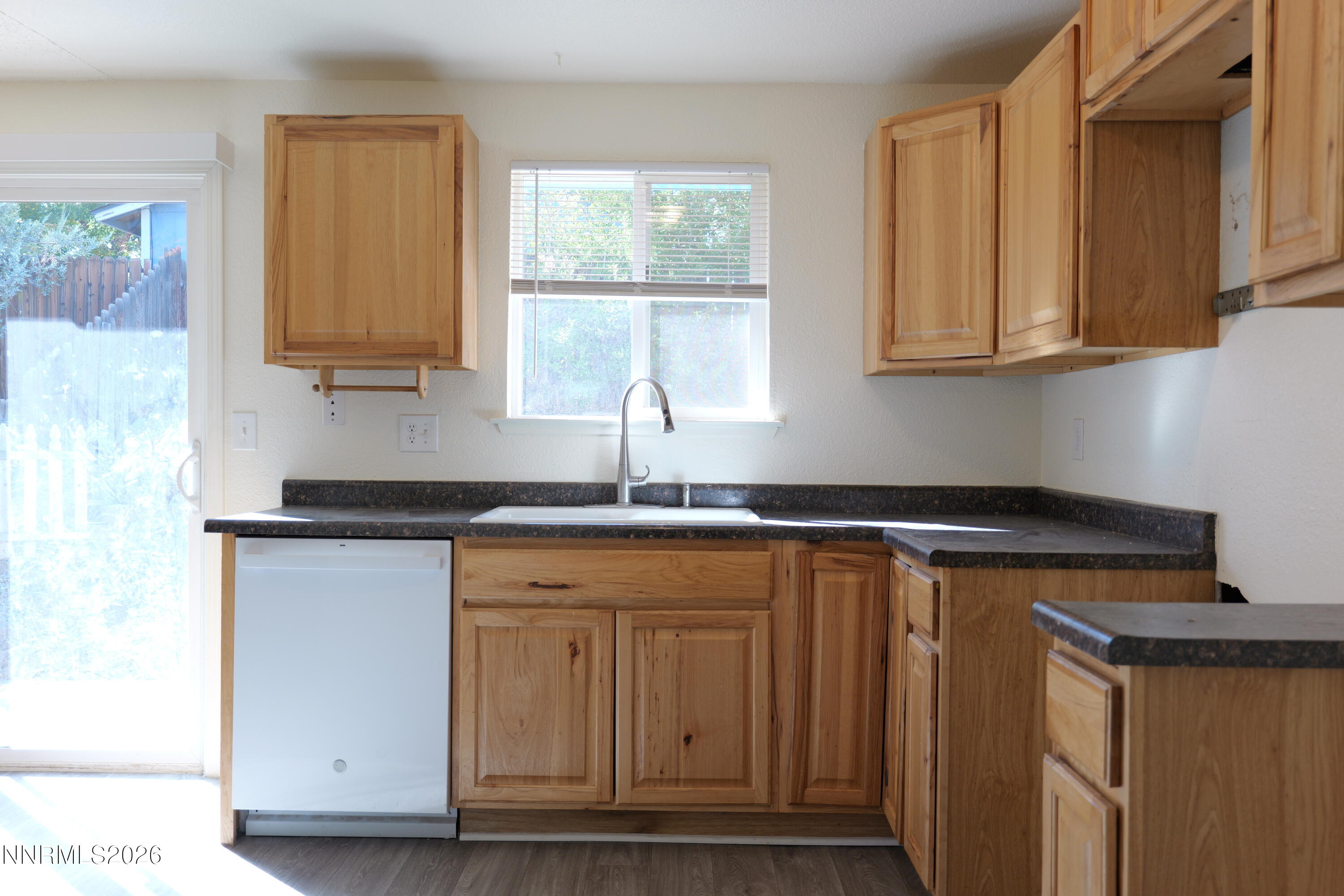 12095 Kernite Street Property Photo 8