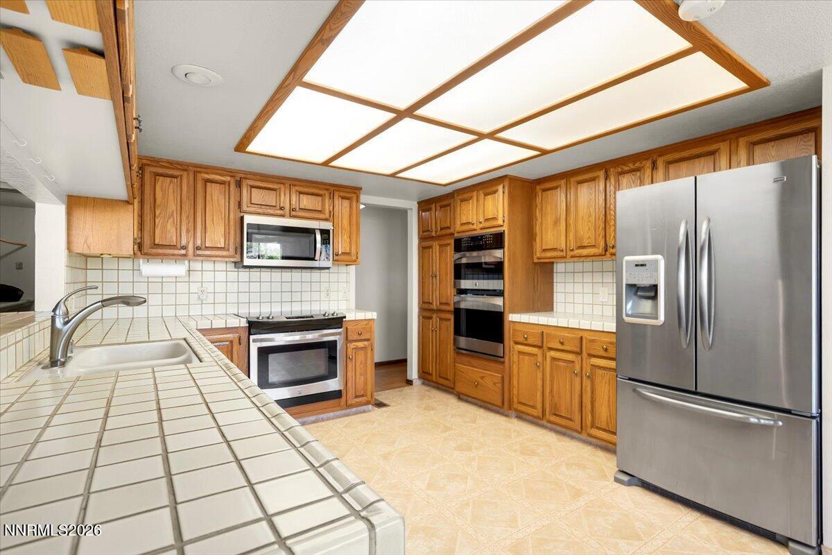 1585 Twin Oaks Road Property Photo 23