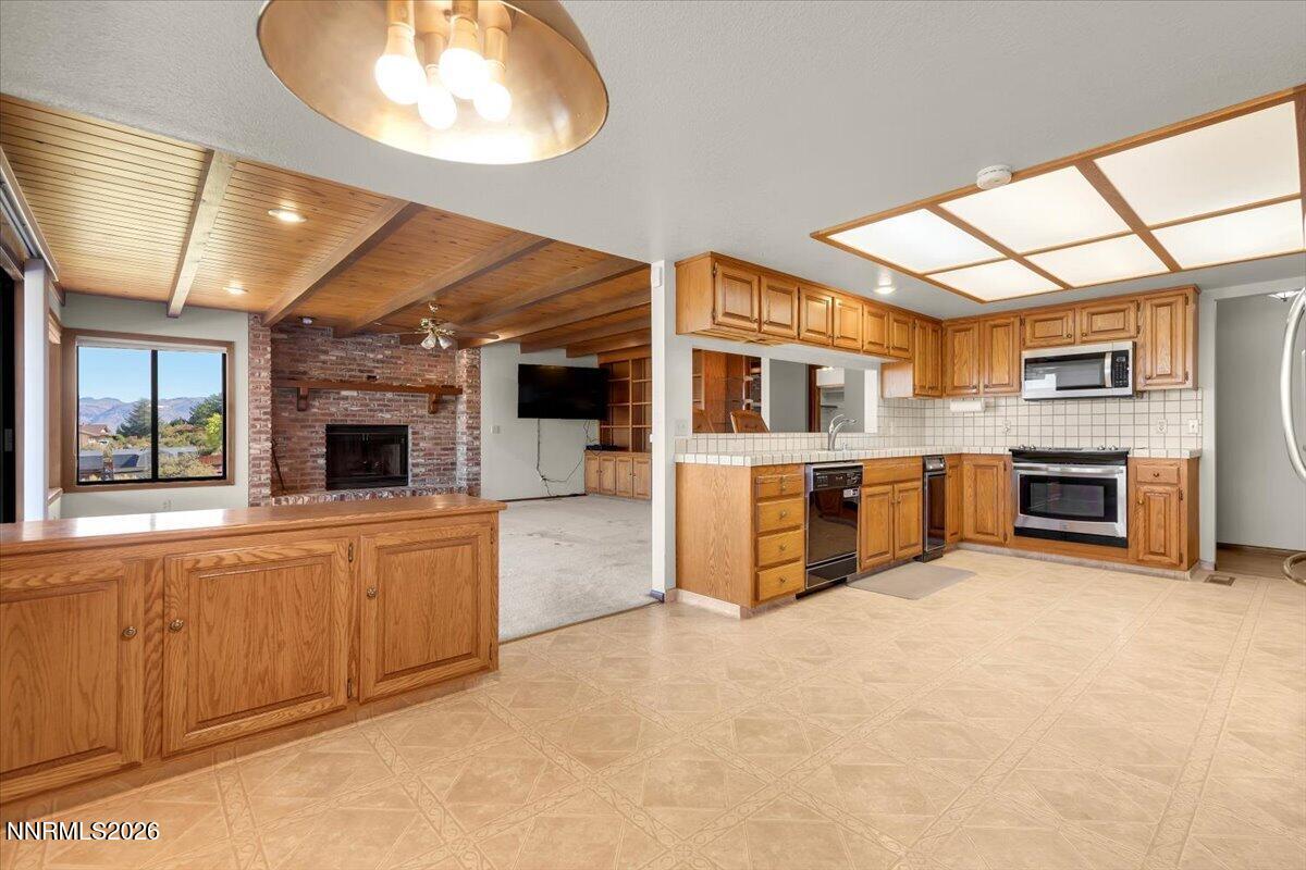 1585 Twin Oaks Road Property Photo 31
