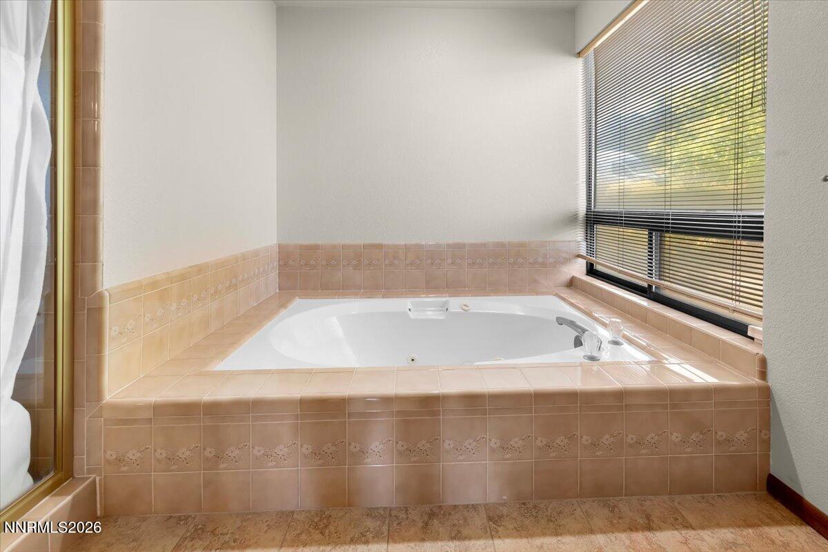 1585 Twin Oaks Road Property Photo 46