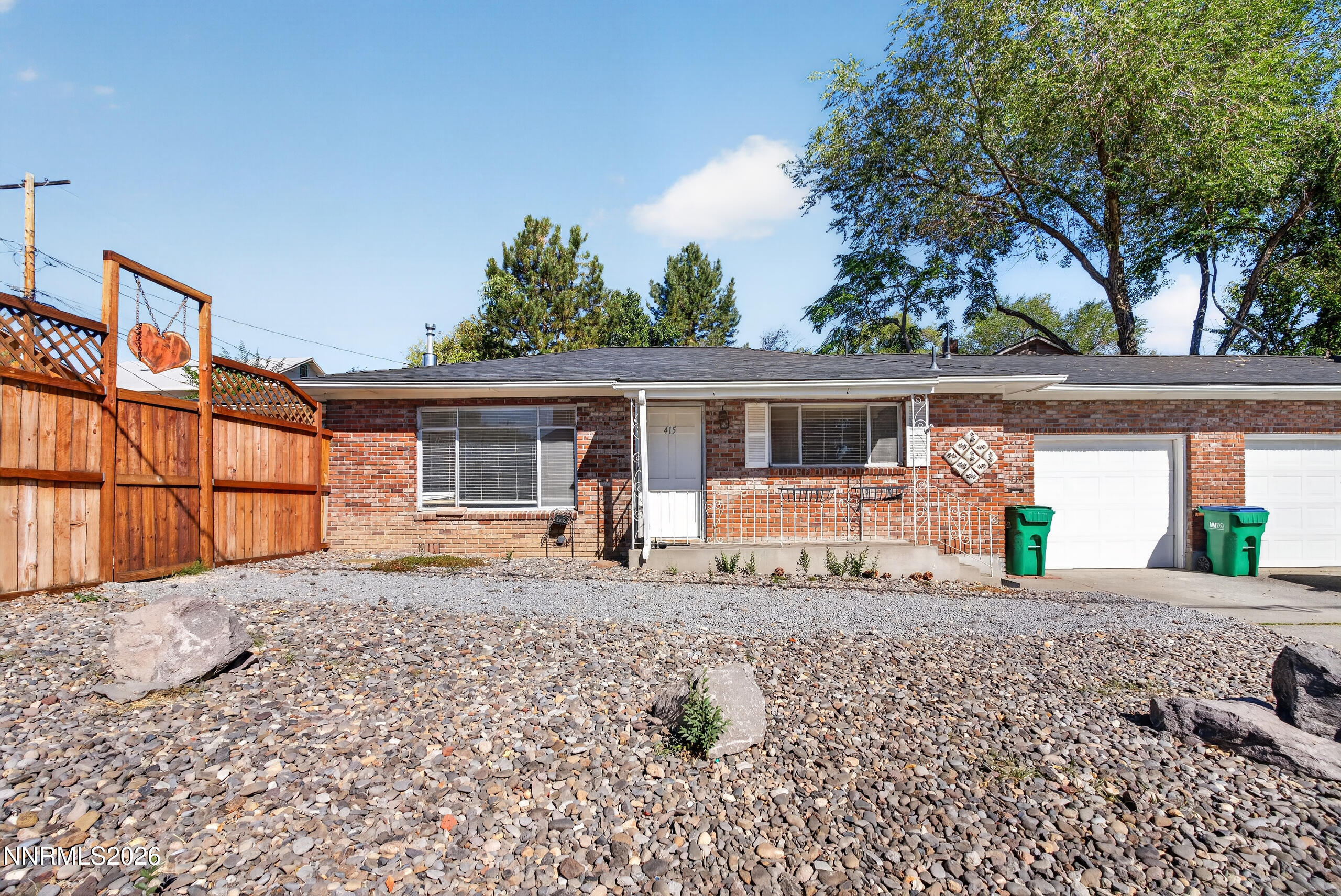 415 W Arroyo Street Property Photo 1
