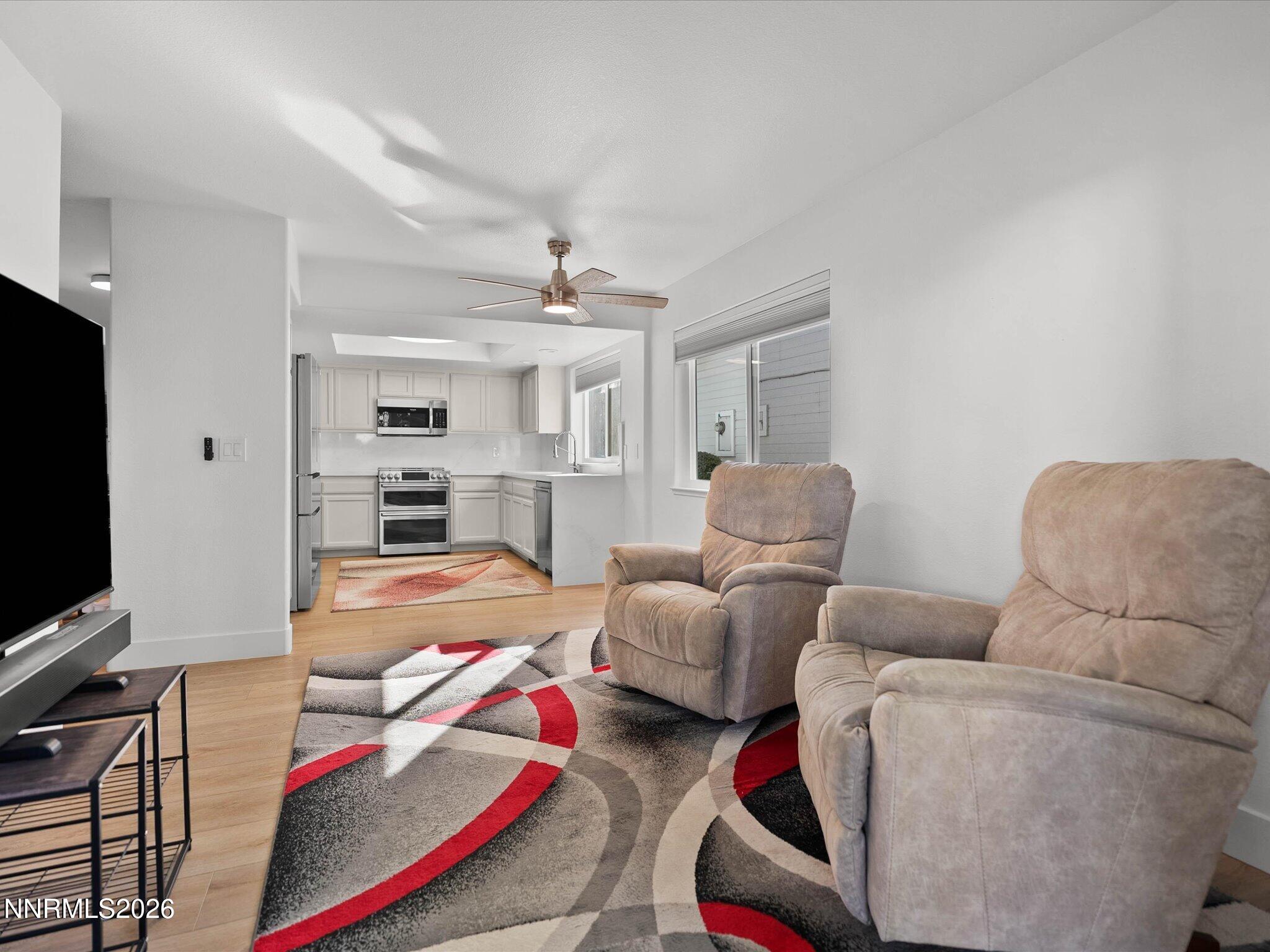 7570 Lighthouse Lane Property Photo 15