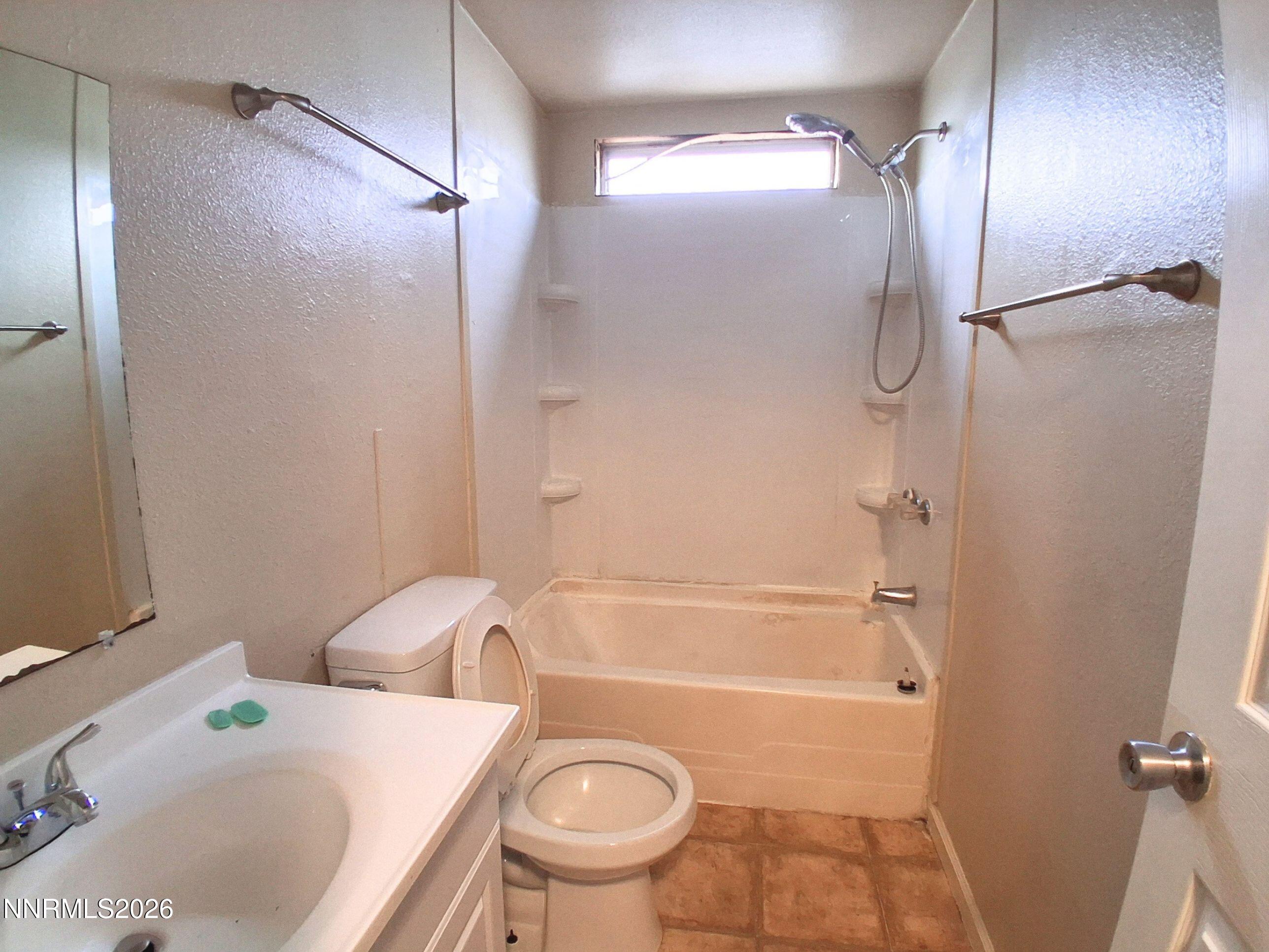 564 Morgan Circle Property Photo 7