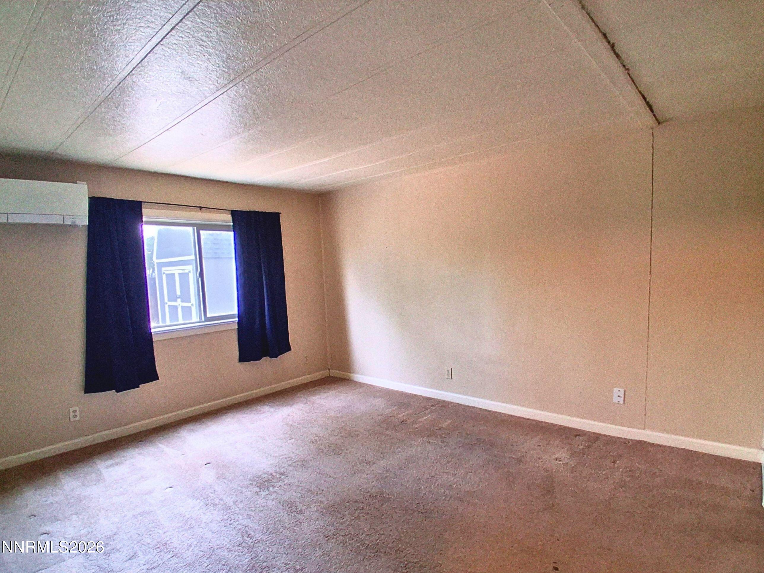 564 Morgan Circle Property Photo 8