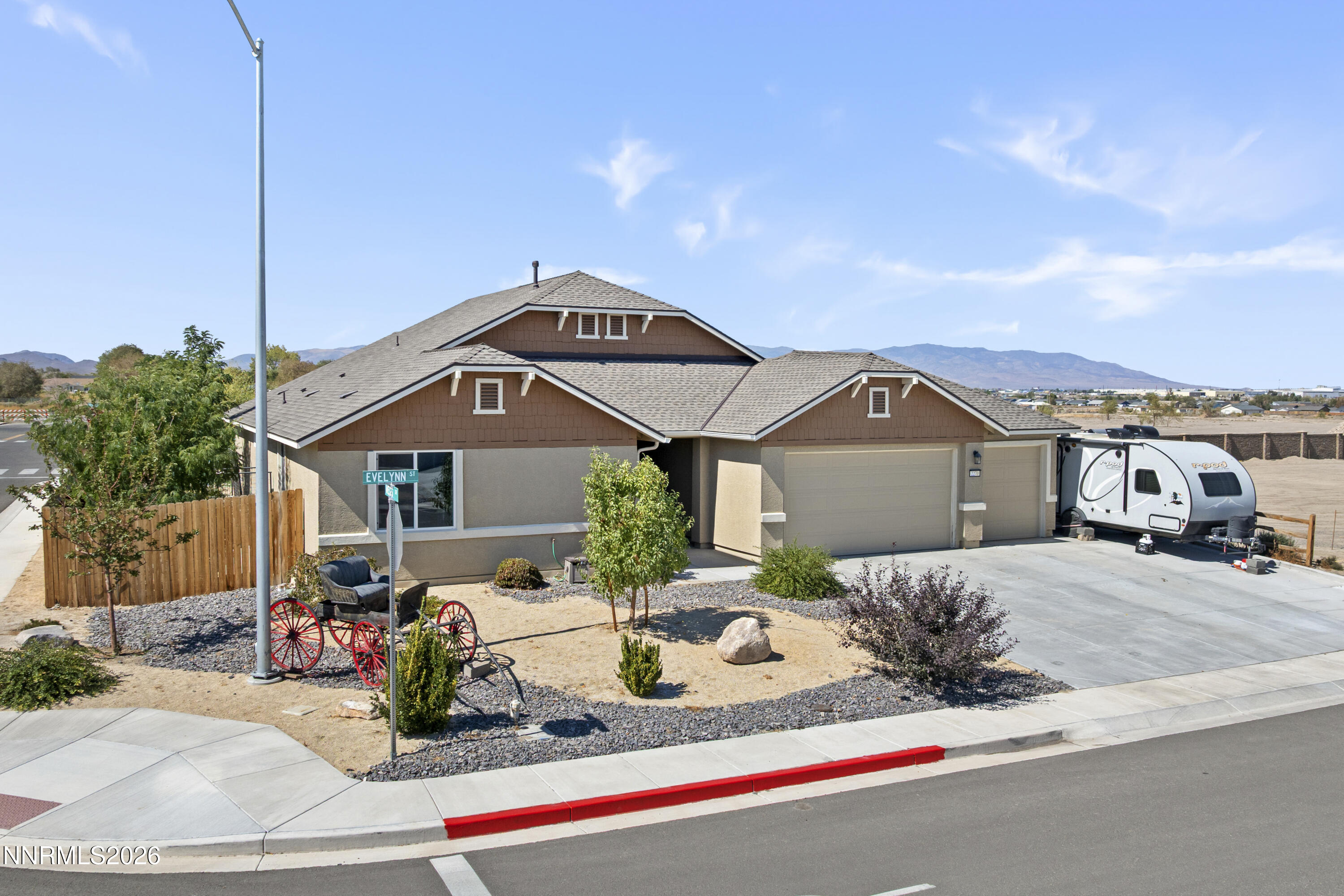 2270 Evelynn Street Property Photo 49